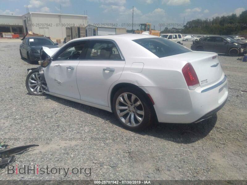 2016 Chrysler 300C (VIN 2C3CCAEG9GH152126) — фото 3 из 10