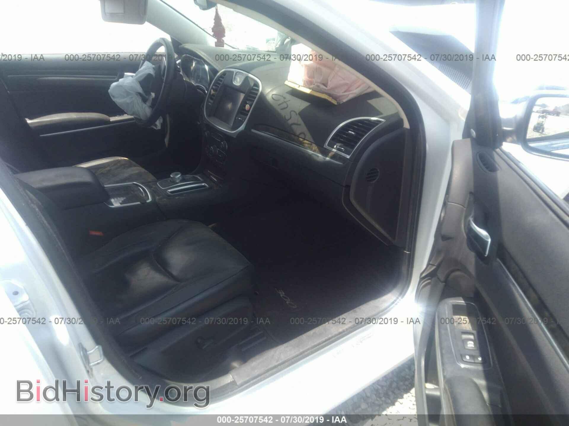 2016 CHRYSLER 300C - VIN: 2C3CCAEG9GH152126 - Фото 5