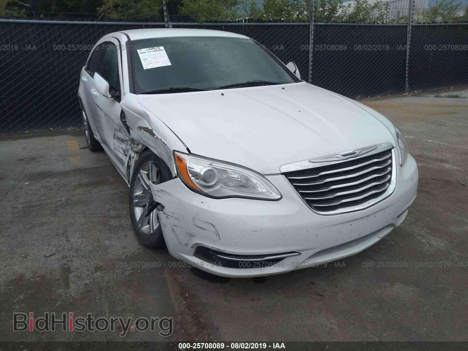 Photo 1C3CCBAB1DN698356 - CHRYSLER 200 2013
