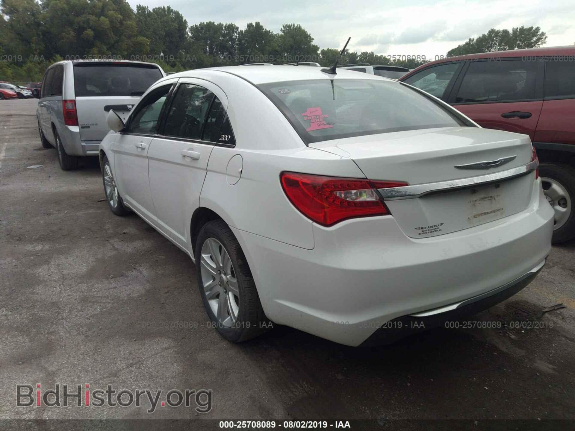 2013 CHRYSLER 200 - VIN: 1C3CCBAB1DN698356 - Photo 3