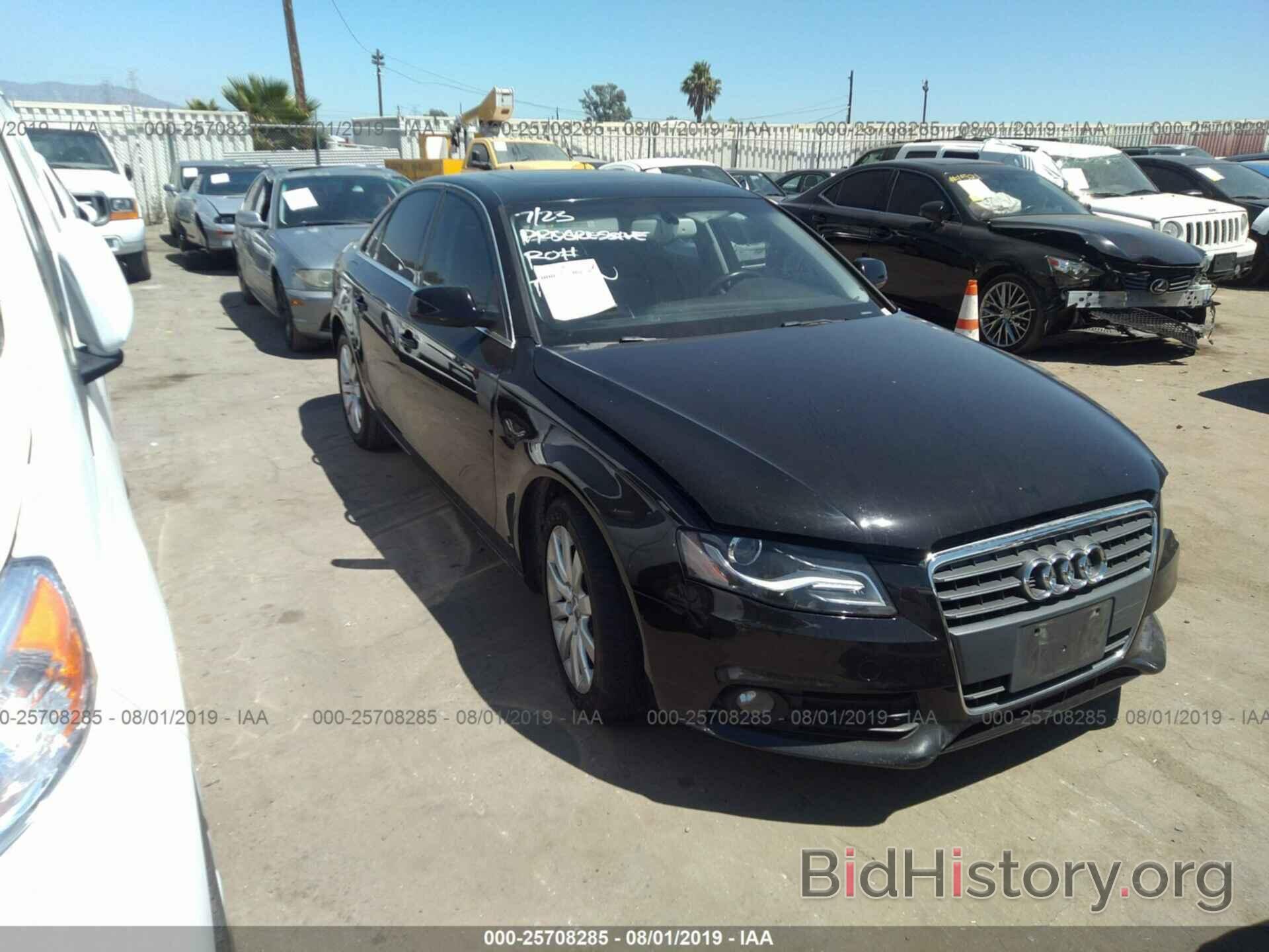 Photo WAUEFAFL9BN036381 - AUDI A4 2011