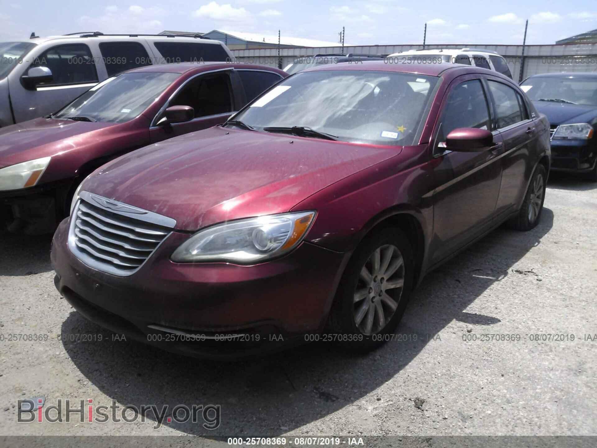 2013 CHRYSLER 200 - VIN: 1C3CCBBGXDN528216 - Photo 2