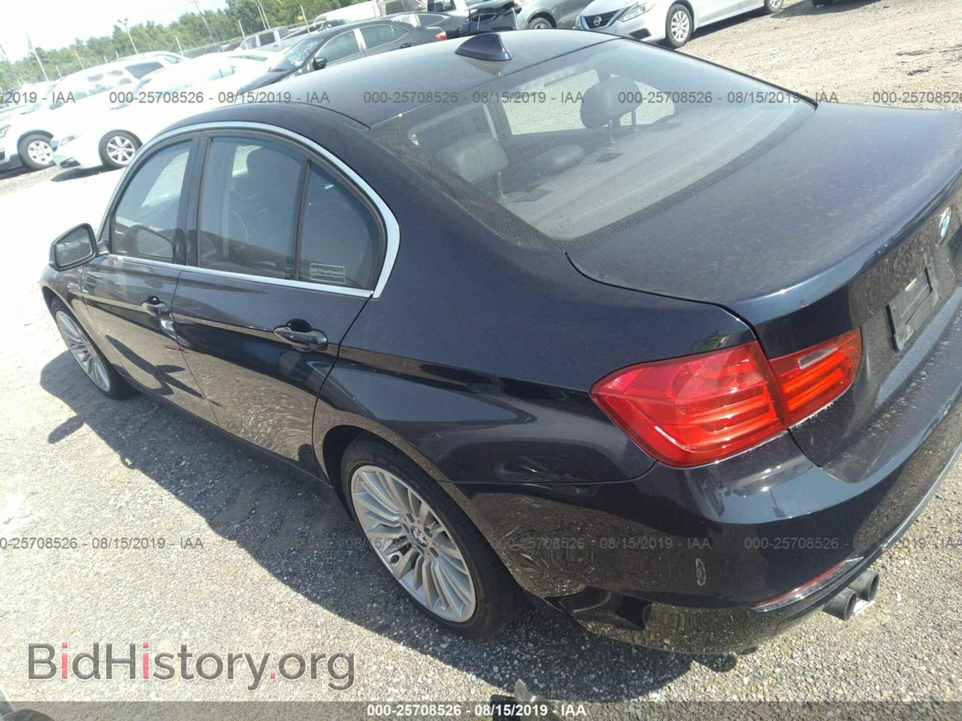 2012 BMW 328 - VIN: WBA3A5C55CF347840 - Фото 3