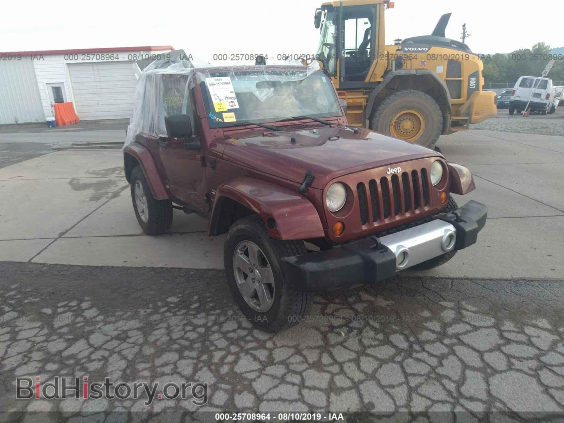 Фотография 1J4FA54178L519672 - JEEP WRANGLER 2008