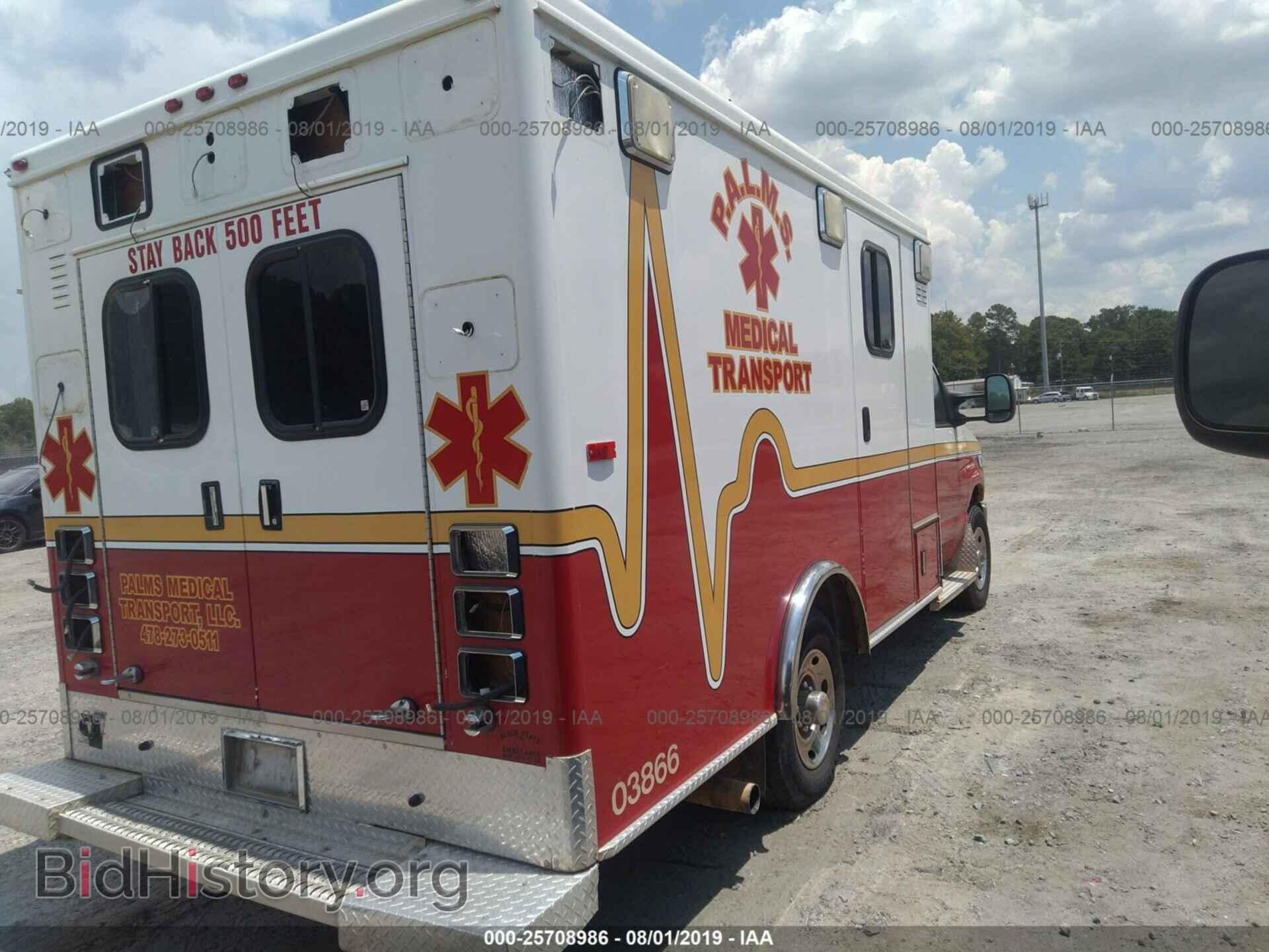 2010 FORD ECONOLINE - VIN: 1FDSE3FP1ADA11496 - Фото 4