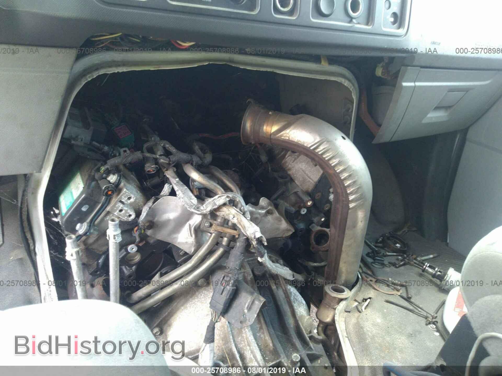 2010 FORD ECONOLINE - VIN: 1FDSE3FP1ADA11496 - Фото 10
