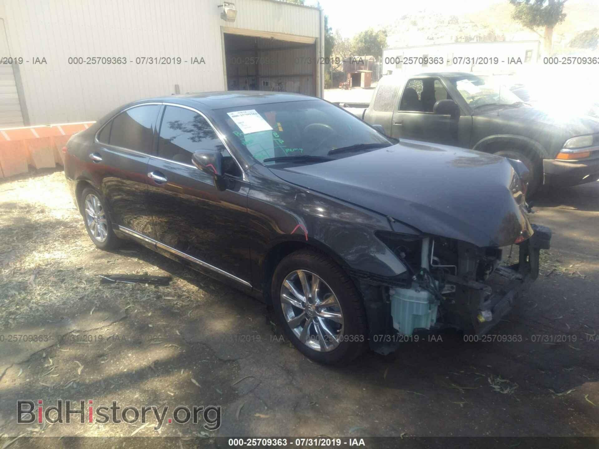 Photo JTHBK1EG1B2452656 - LEXUS ES 2011