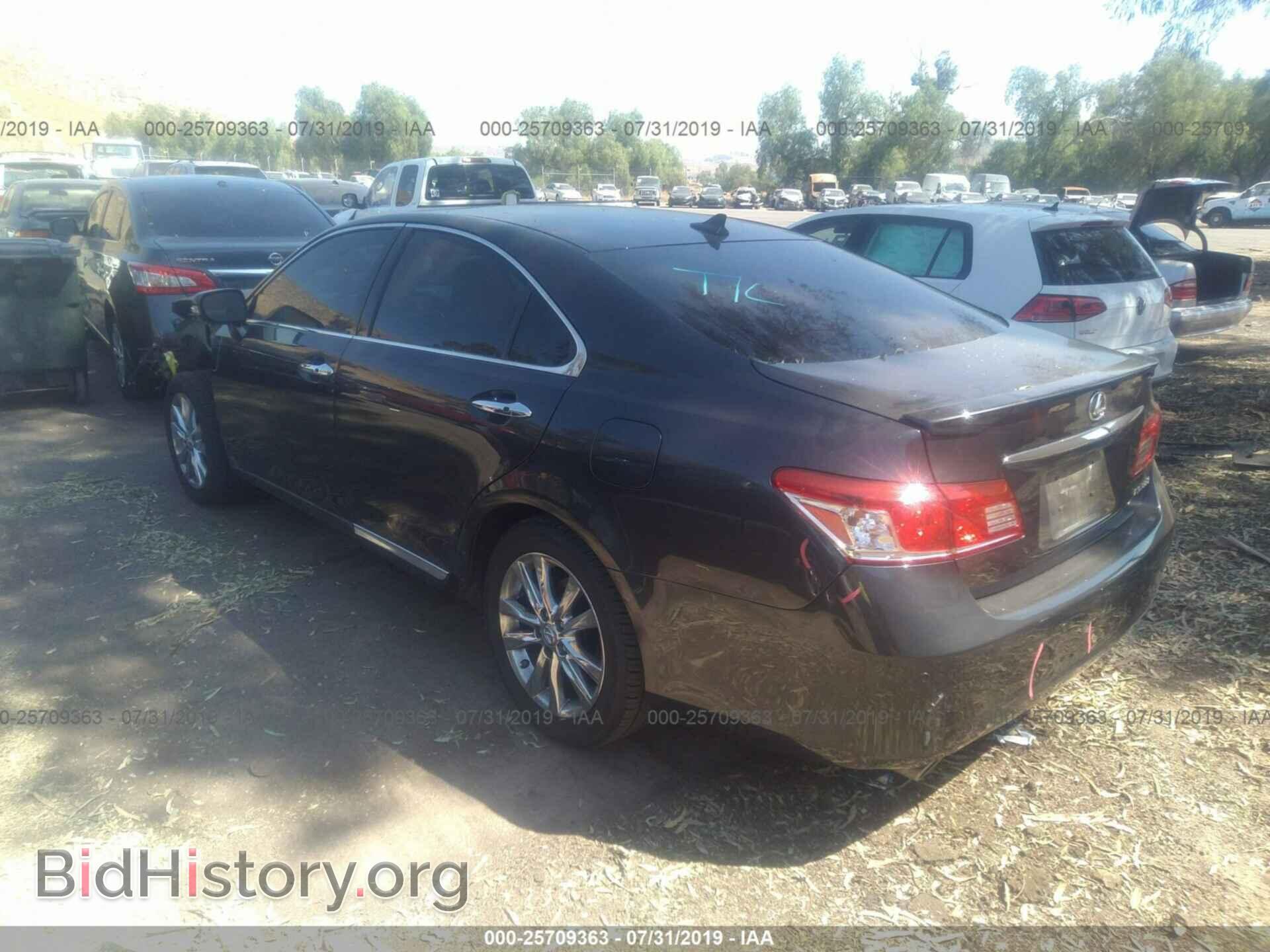 2011 LEXUS ES - VIN: JTHBK1EG1B2452656 - Фото 3