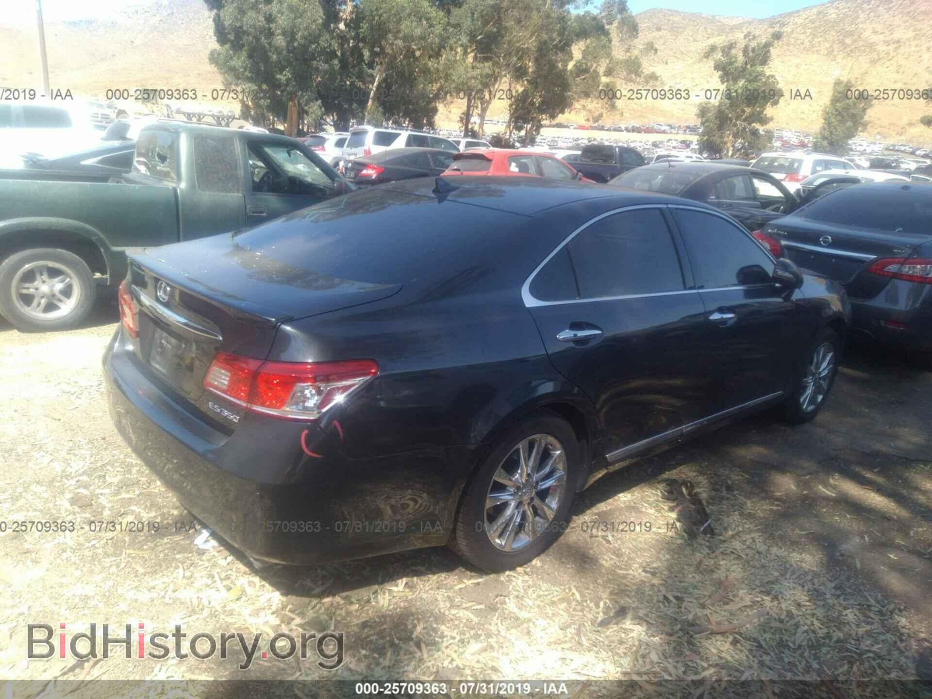 2011 LEXUS ES - VIN: JTHBK1EG1B2452656 - Фото 4