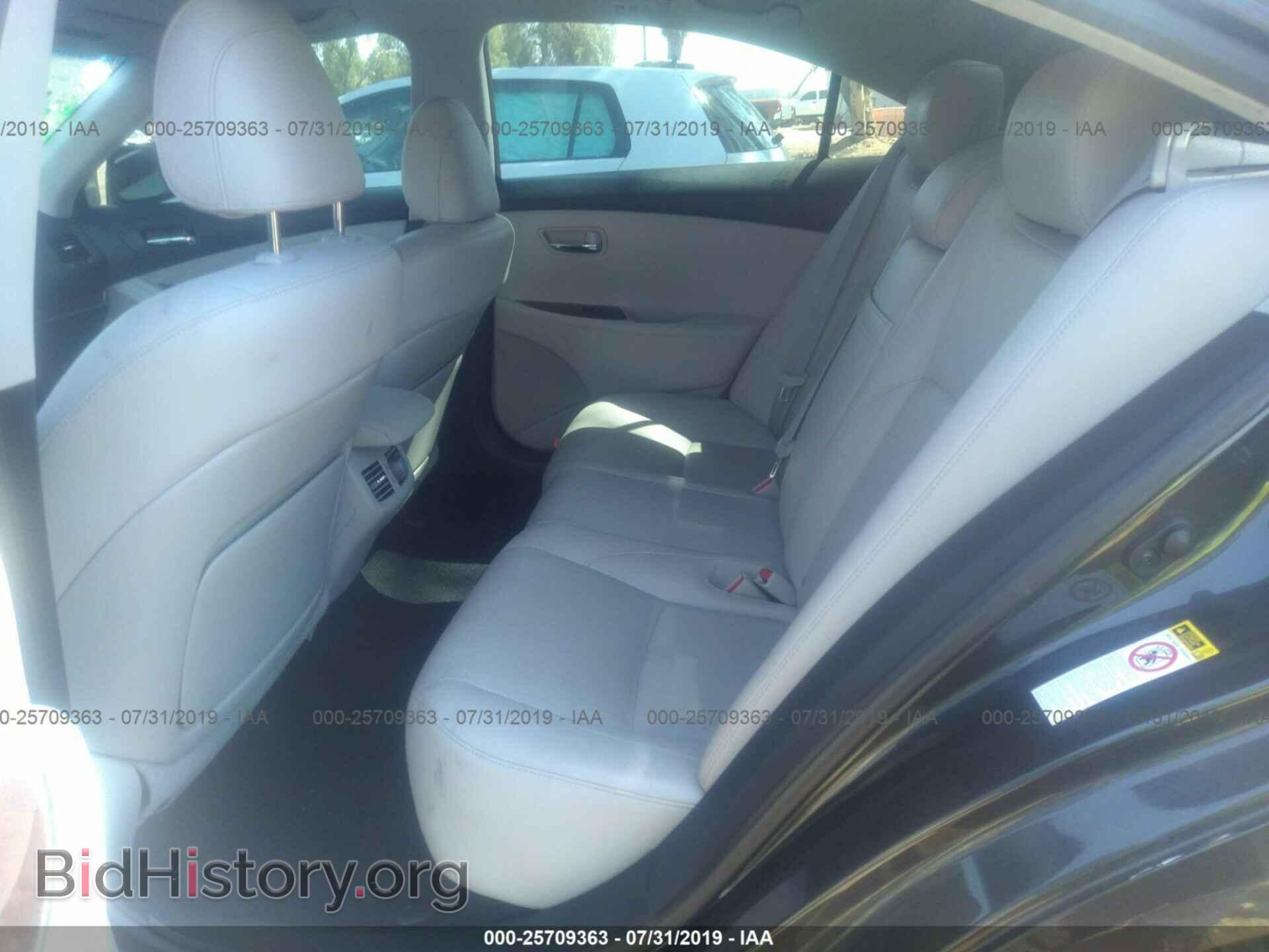 2011 LEXUS ES - VIN: JTHBK1EG1B2452656 - Фото 8