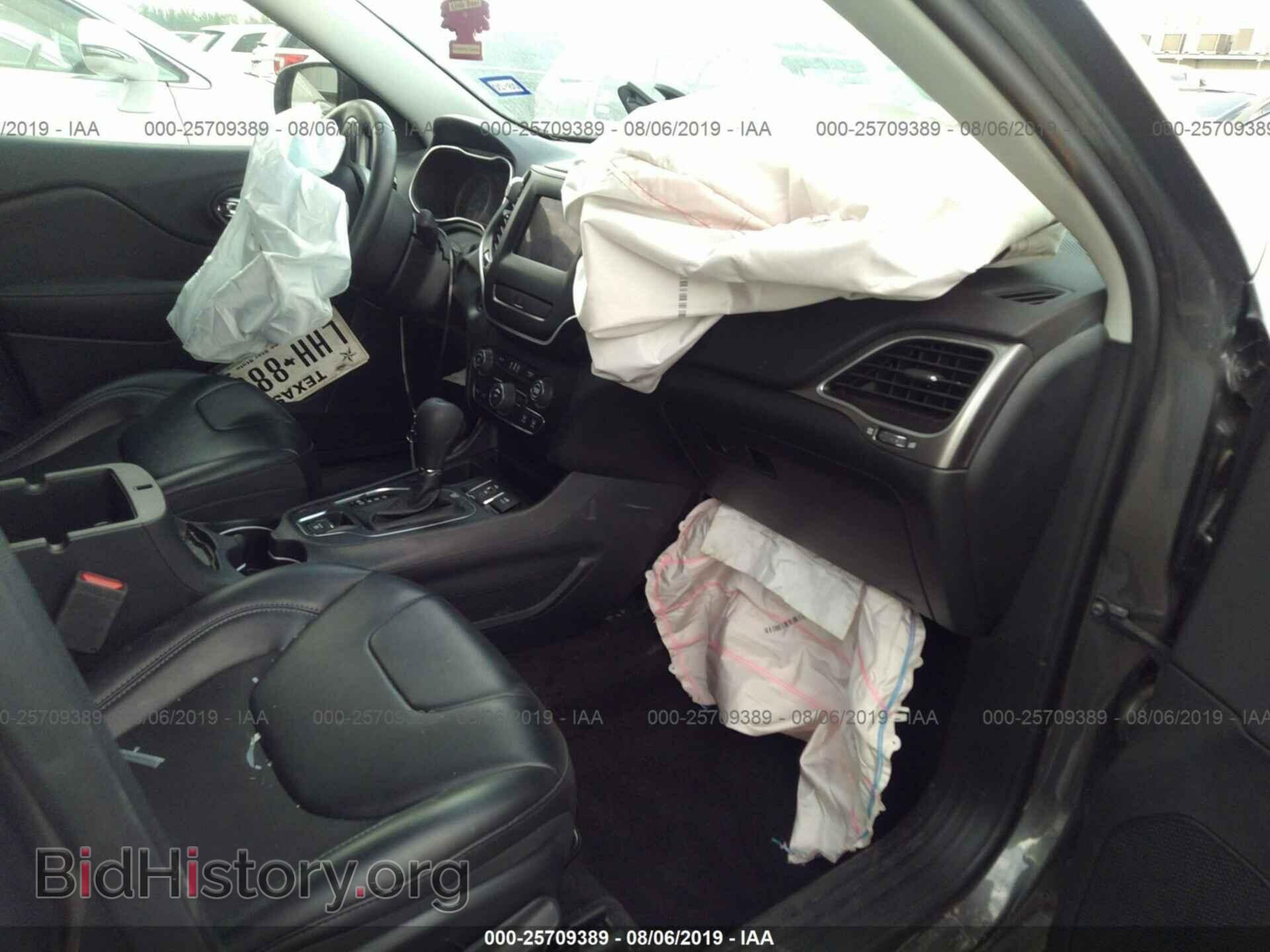 2019 JEEP CHEROKEE - VIN: 1C4PJLLB4KD204211 - Фото 5