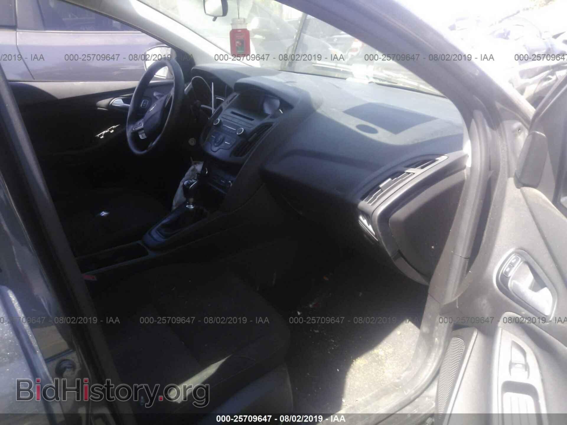 2015 Ford Focus - VIN: 1FADP3FE2FL341432 - Photo 5