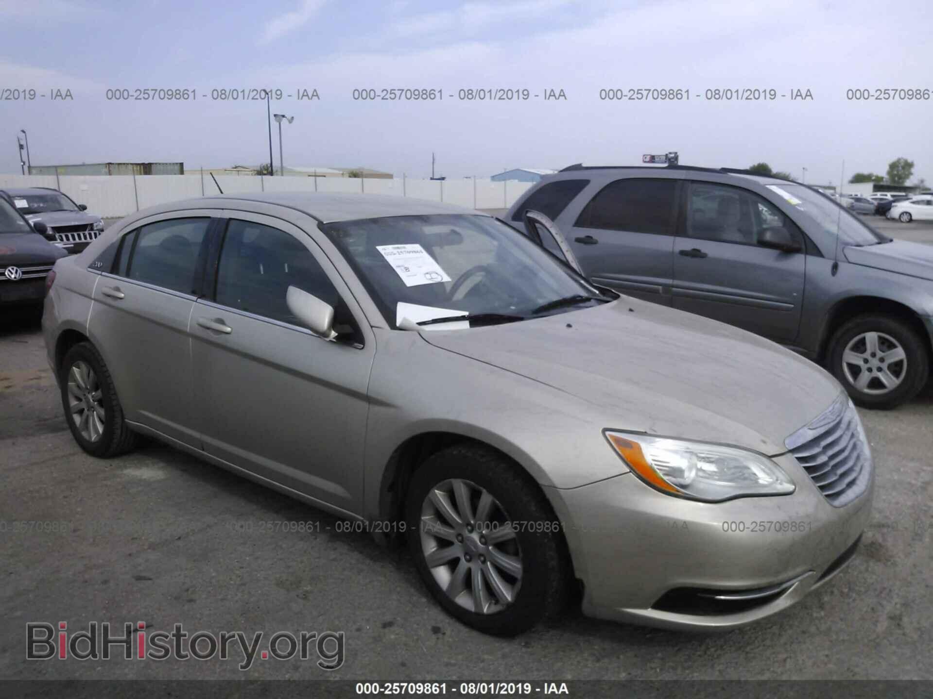 Photo 1C3CCBBB9DN693937 - CHRYSLER 200 2013