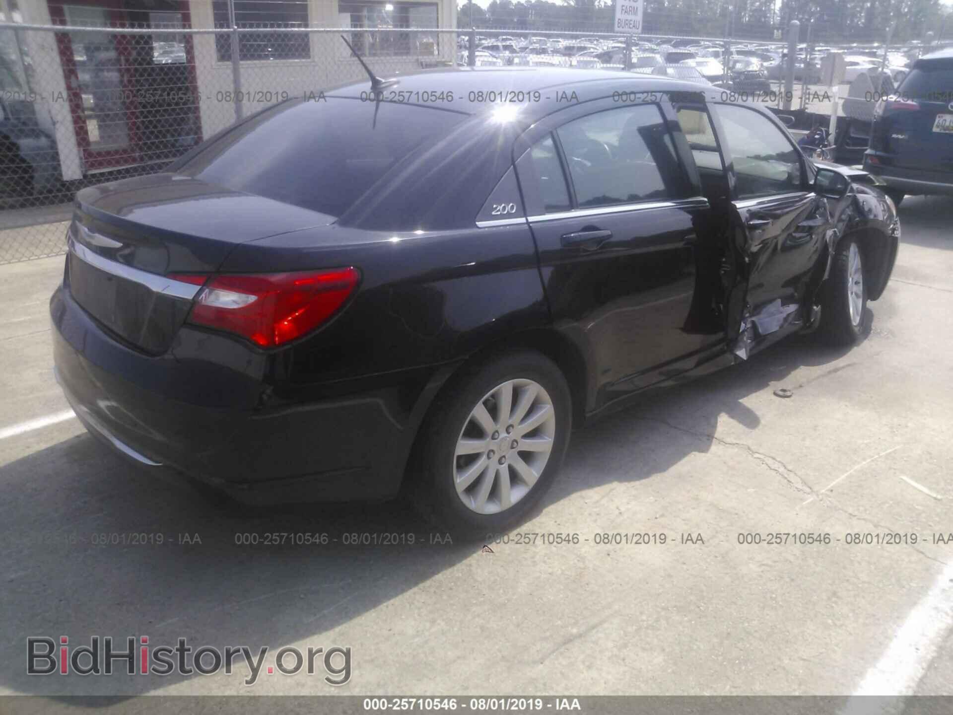 2014 CHRYSLER 200 - VIN: 1C3CCBBB5EN185871 - Фото 4