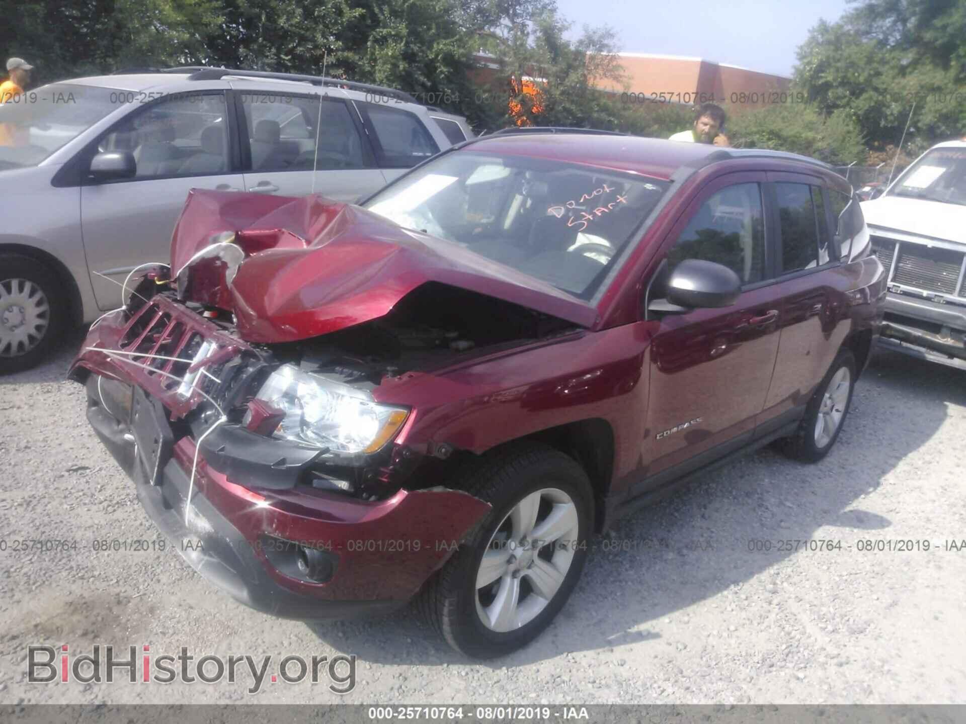 2011 JEEP COMPASS - VIN: 1J4NF1FBXBD218262 - Фото 2