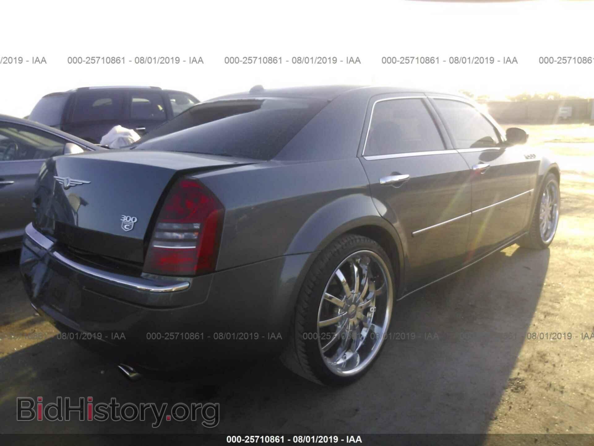 2005 CHRYSLER 300C - VIN: 2C3AA63H05H519496 - Фото 4
