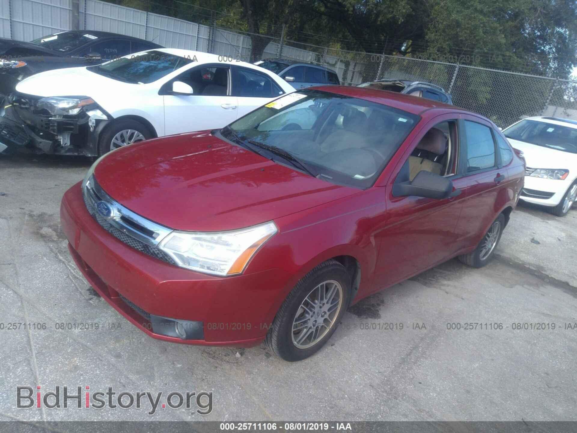 2011 FORD FOCUS - VIN: 1FAHP3FN2BW129074 - Фото 2