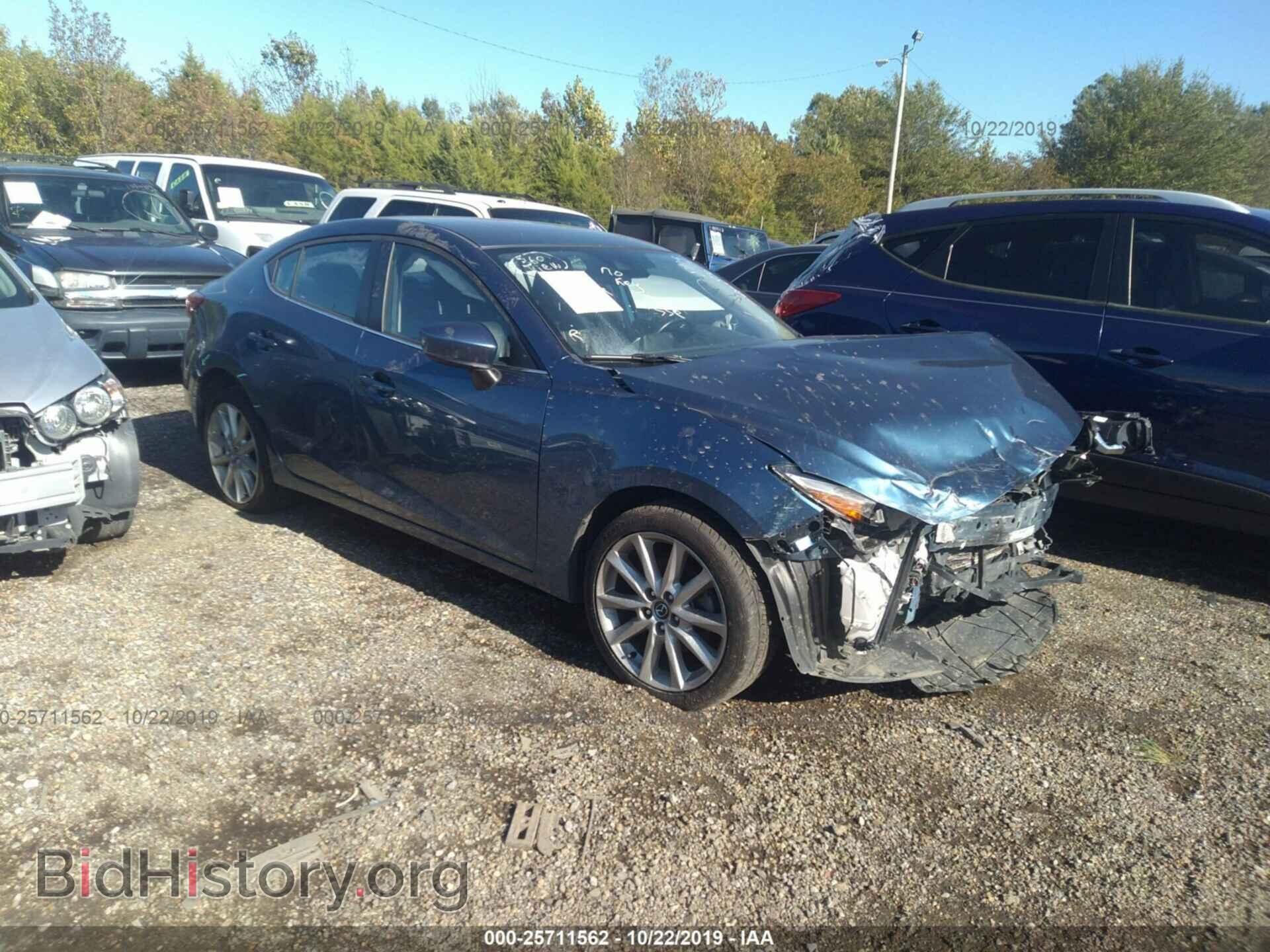 Фотография JM1BN1V70H1105245 - MAZDA 3 2017