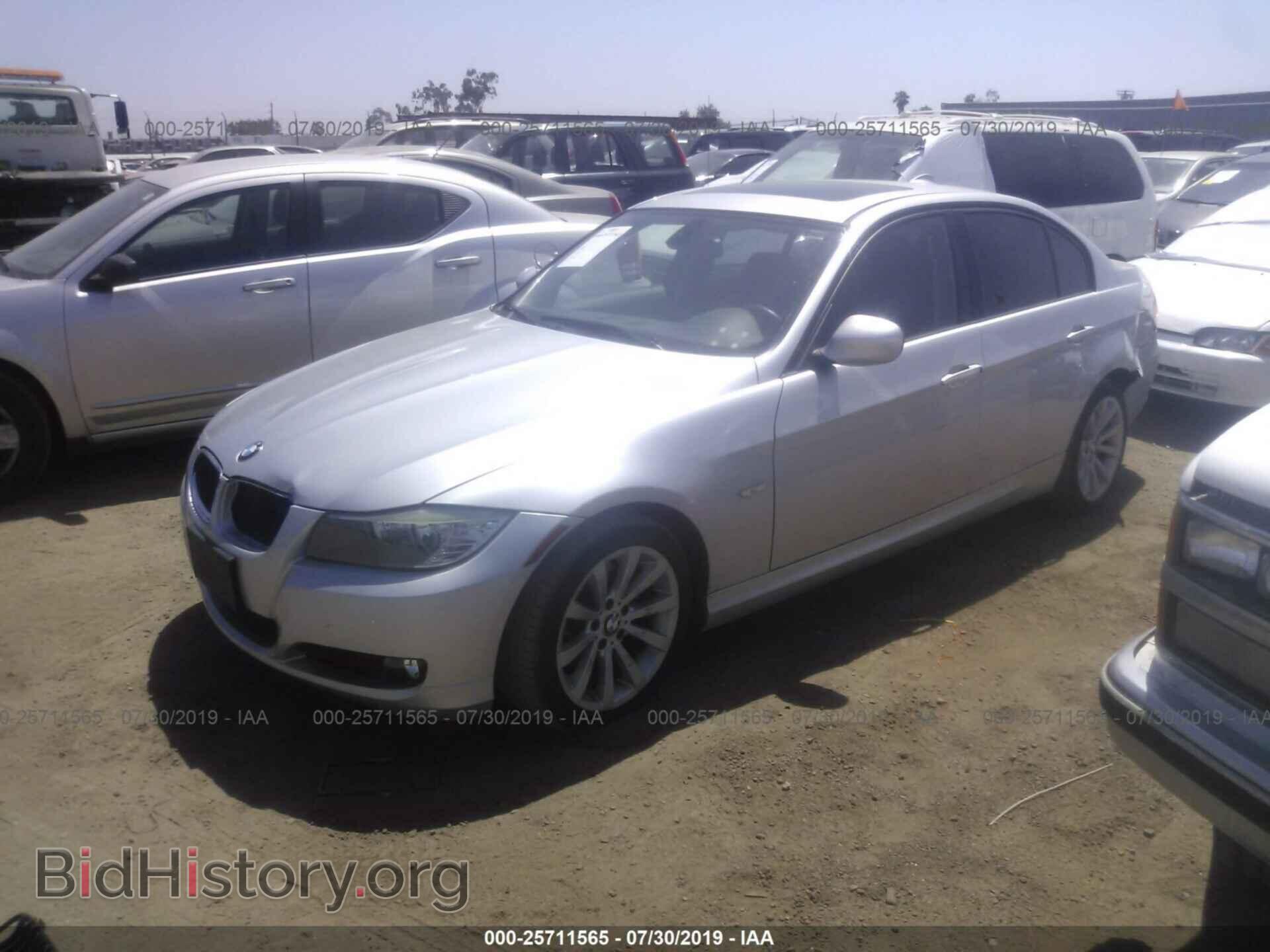 2011 BMW 328 - VIN: WBAPH5C58BA440523 - Фото 2
