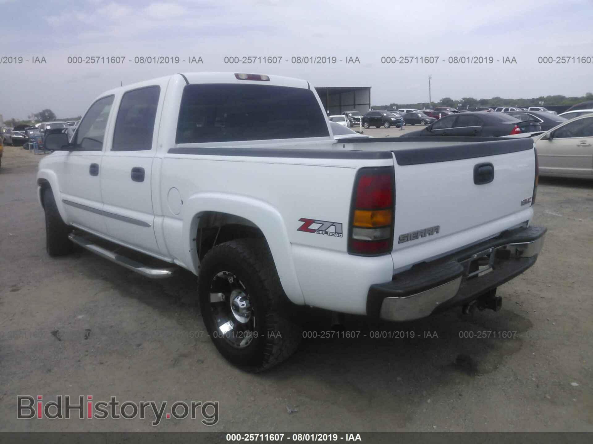 2004 GMC NEW SIERRA - VIN: 2GTEK13T841380288 - Фото 3