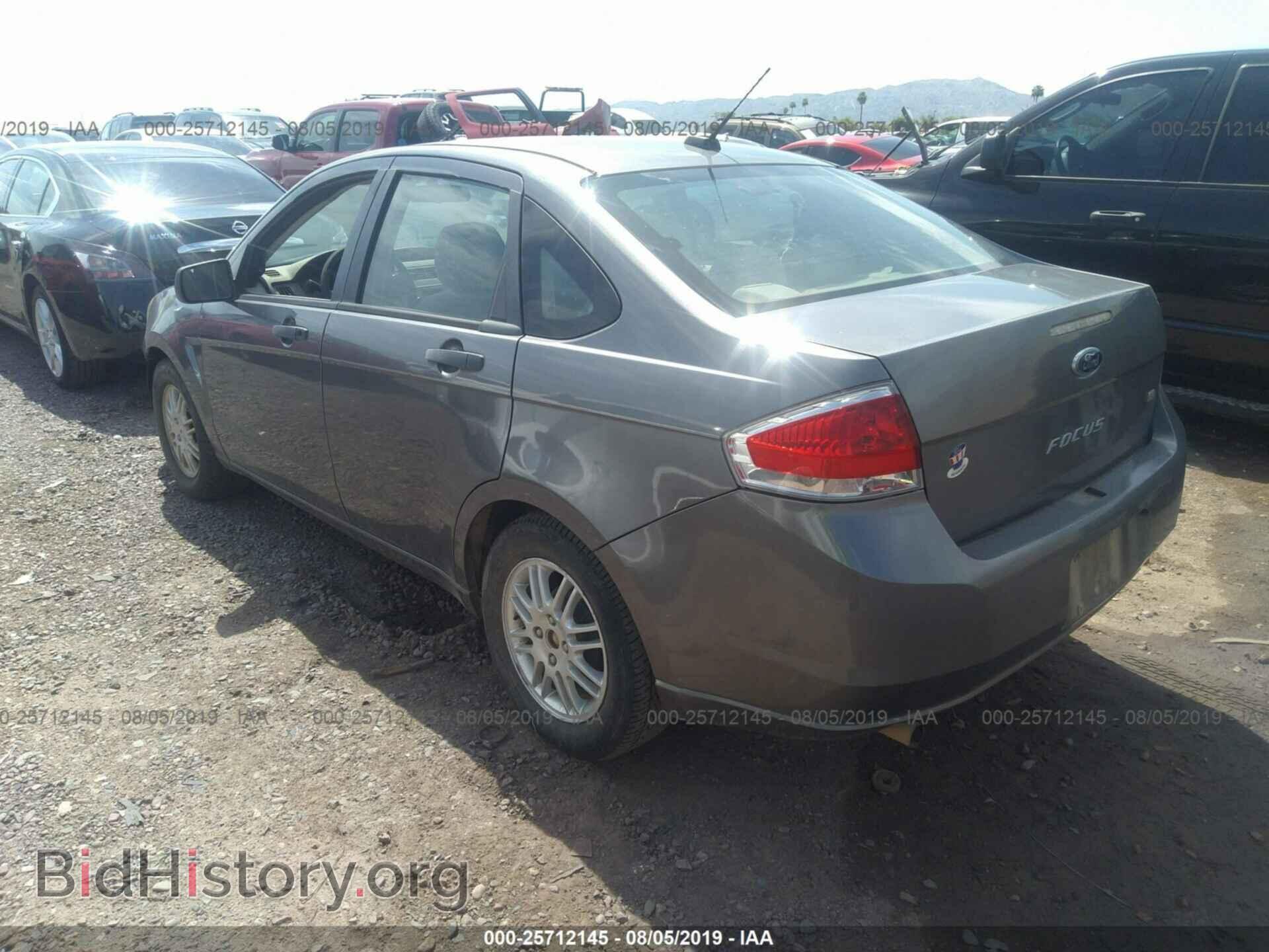 2011 FORD FOCUS - VIN: 1FAHP3FN7BW126851 - Photo 3