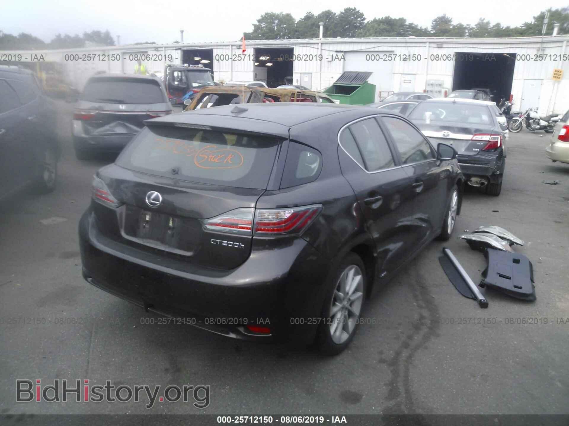 2011 LEXUS CT - VIN: JTHKD5BH8B2015493 - Фото 4