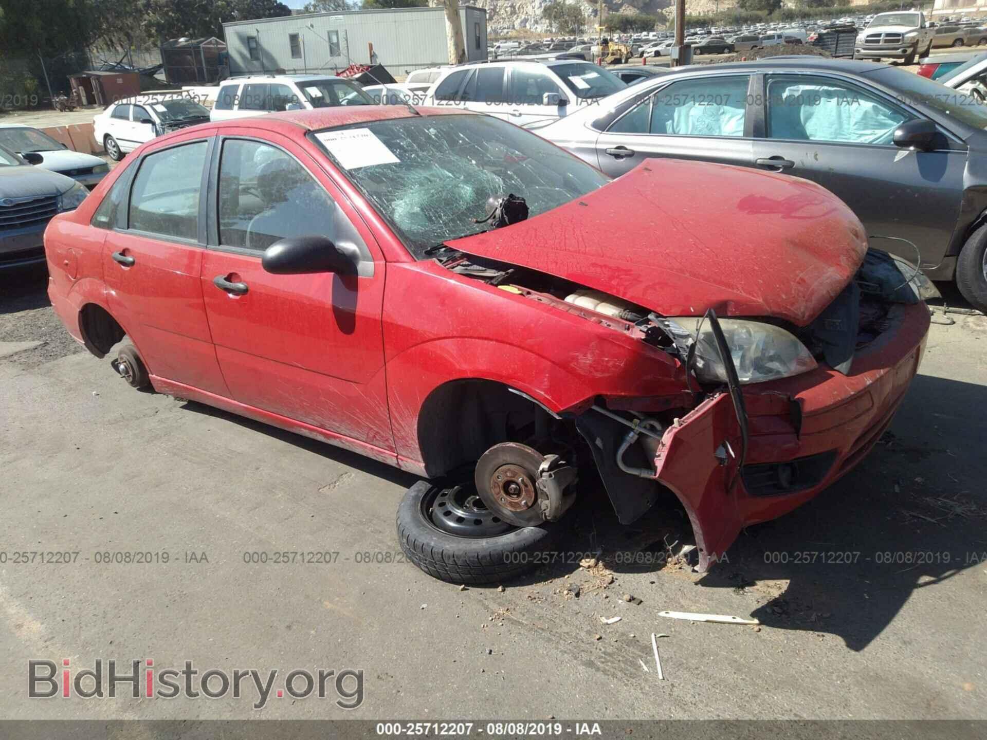 Photo 1FAFP34N35W134945 - FORD FOCUS 2005