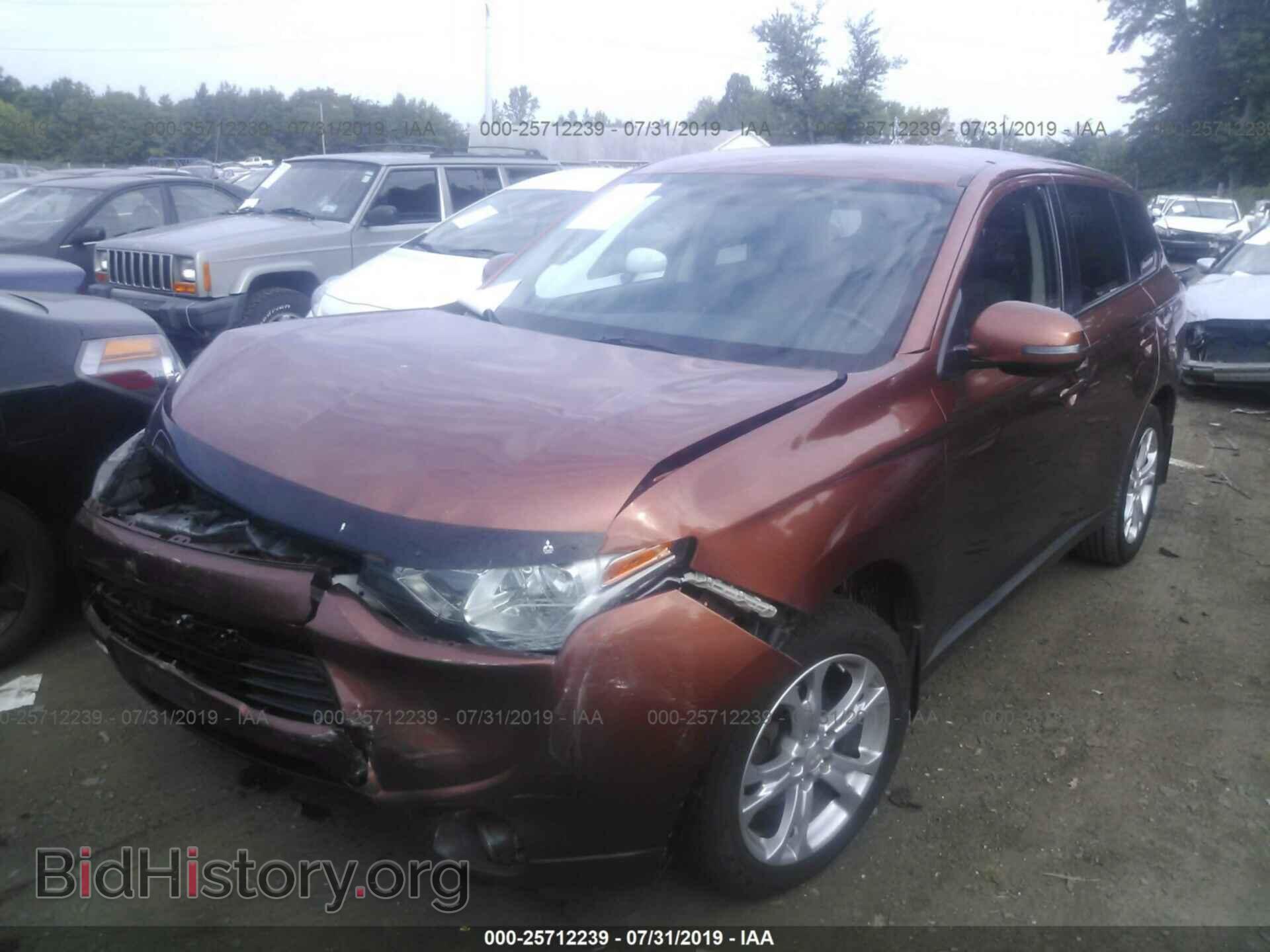 2014 MITSUBISHI OUTLANDER - VIN: JA4AZ3A33EZ014105 - Фото 2