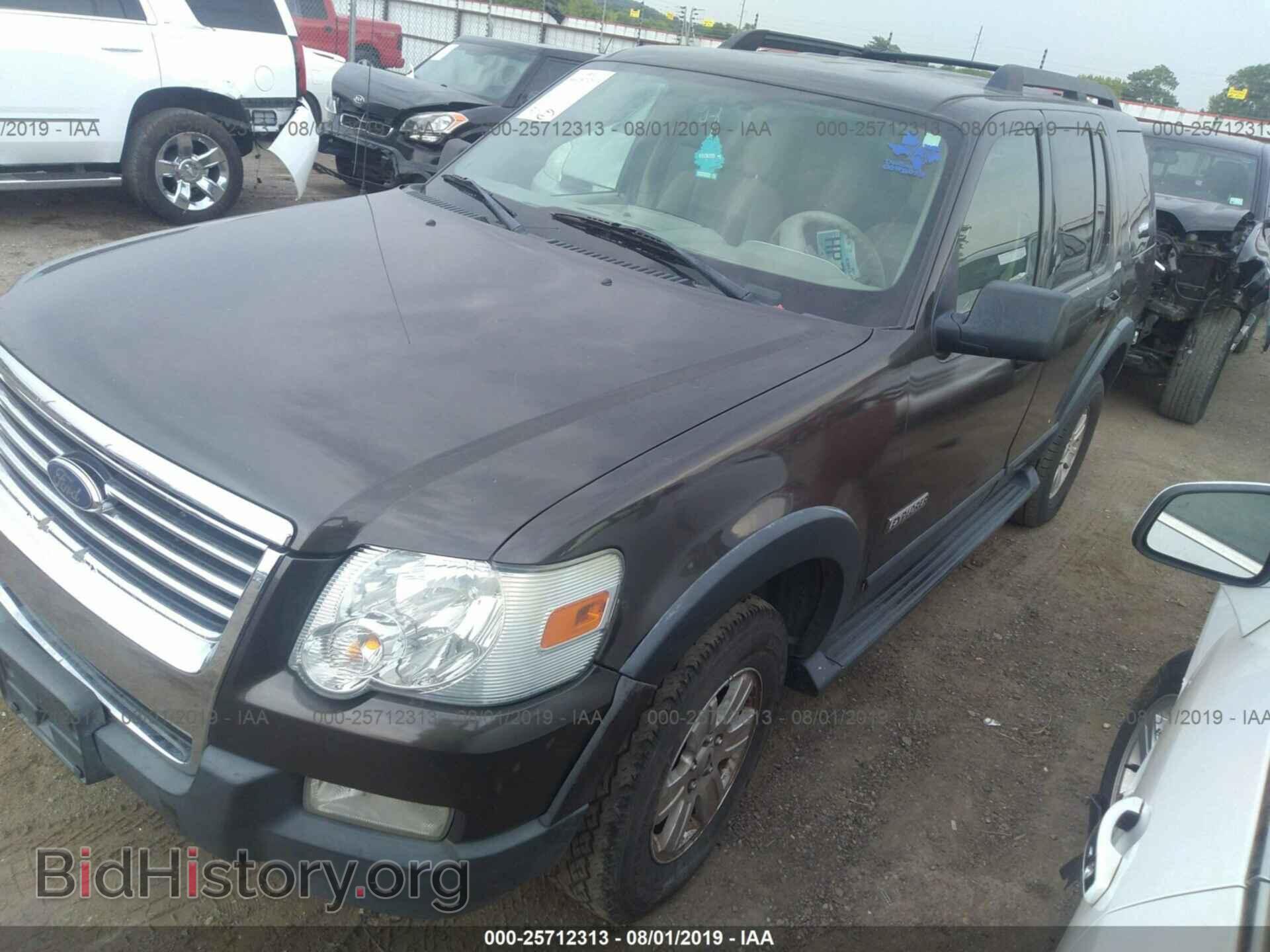 2007 FORD EXPLORER - VIN: 1FMEU63E17UB37063 - Photo 2