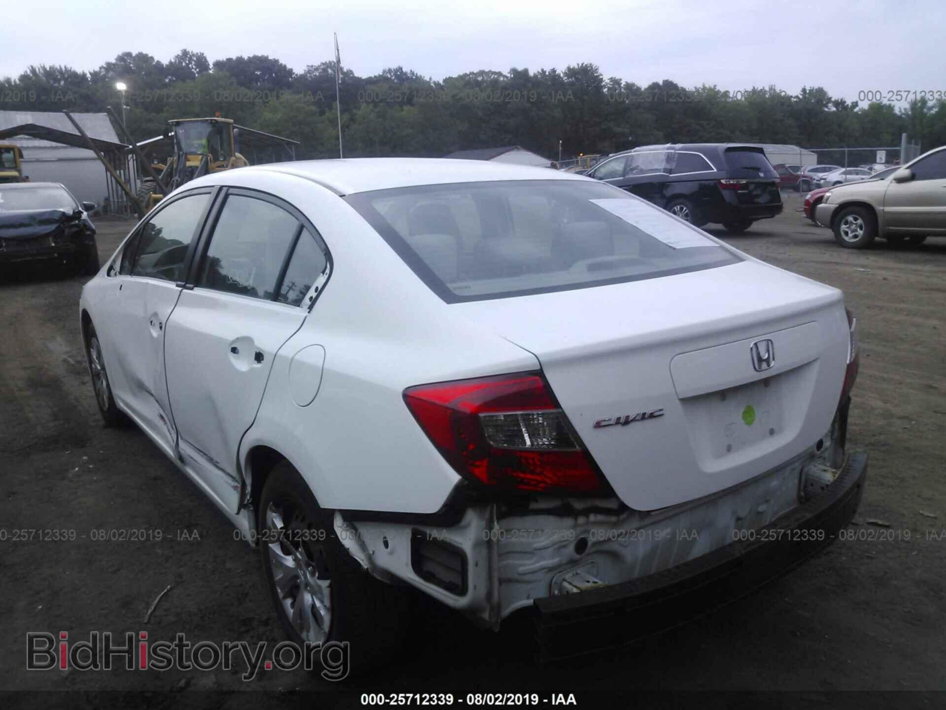 2012 HONDA CIVIC - VIN: 2HGFB2F50CH601557 - Фото 3