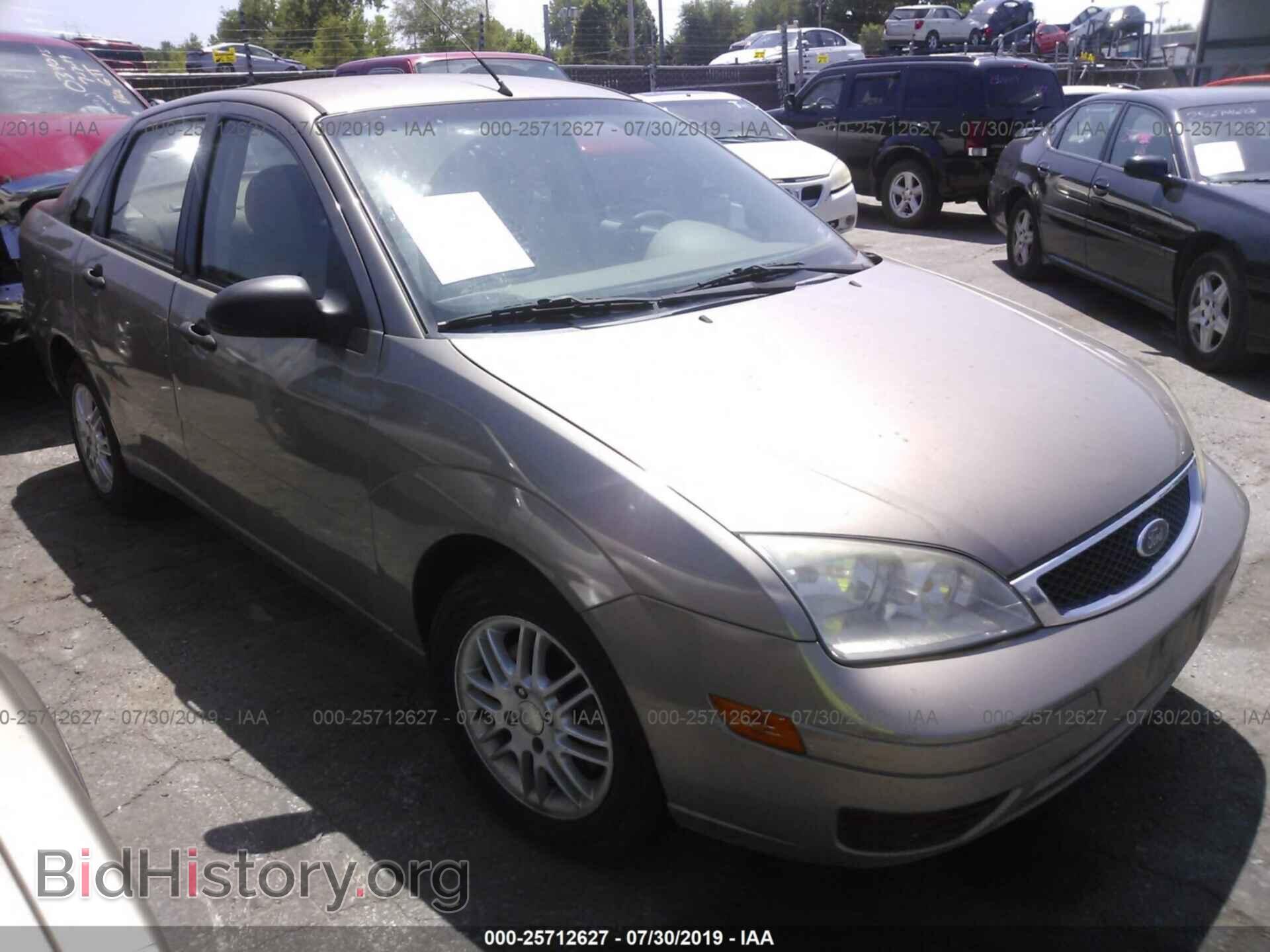 Photo 1FAFP34N85W288860 - FORD FOCUS 2005