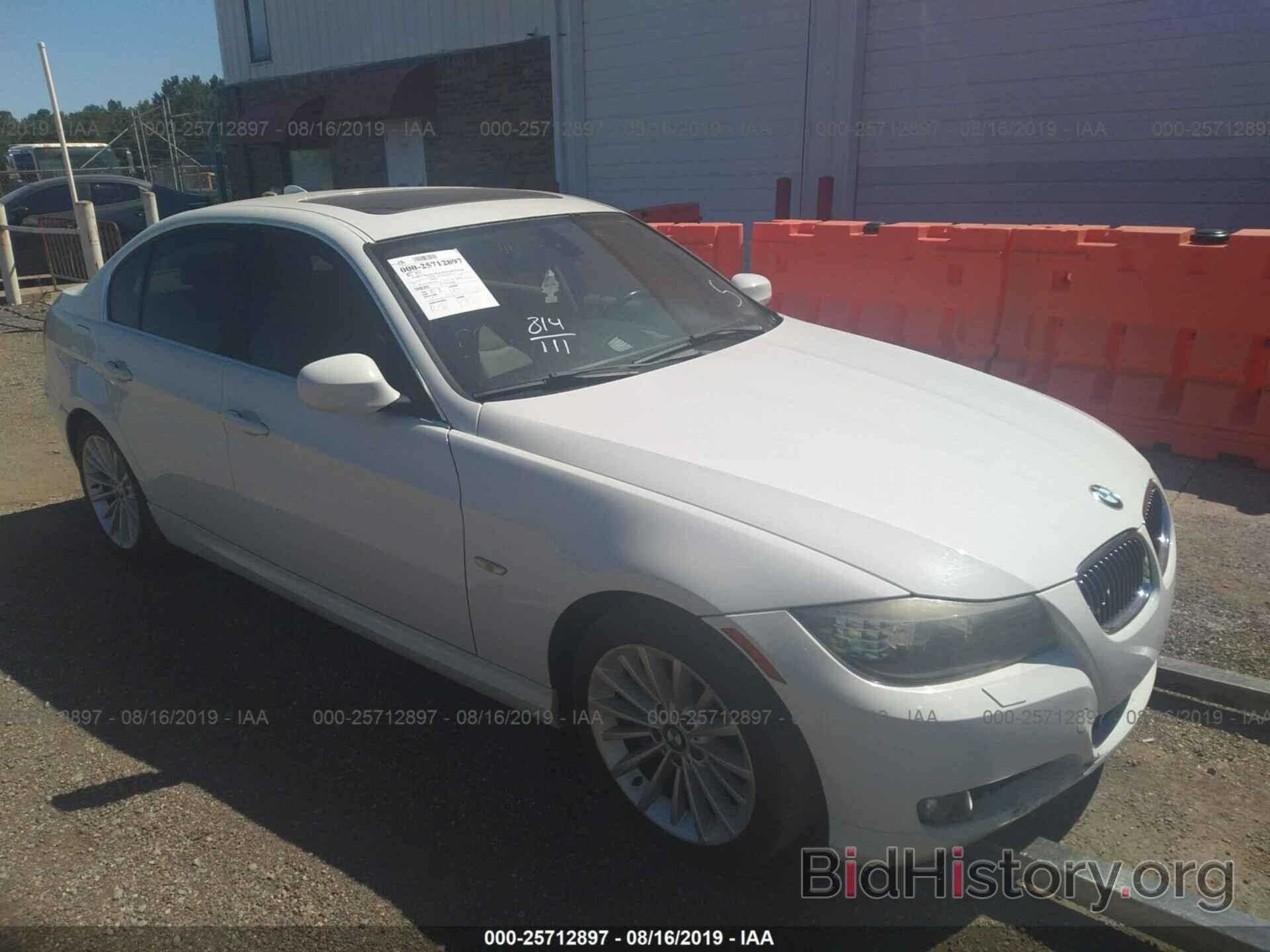 Photo WBAPN7C59BA948133 - BMW 335 2011