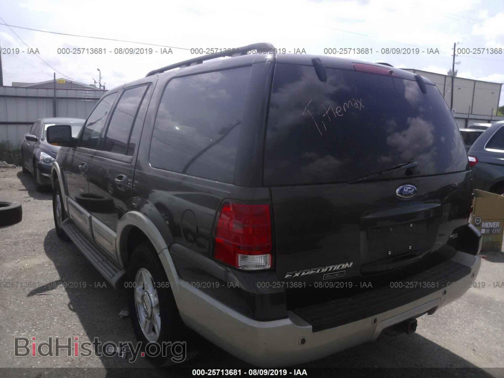 2006 FORD EXPEDITION - VIN: 1FMFU17536LA19070 - Фото 3