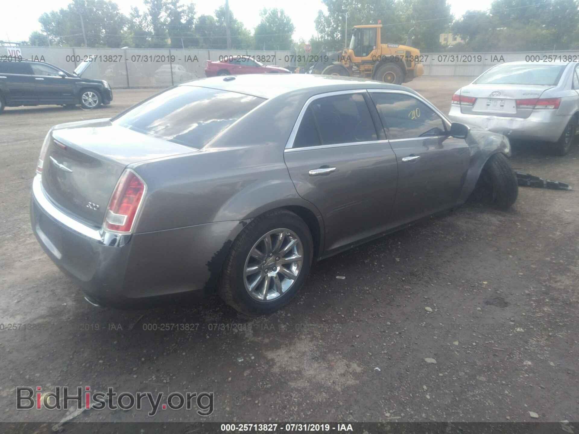 2012 CHRYSLER 300 - VIN: 2C3CCACG2CH250699 - Фото 4
