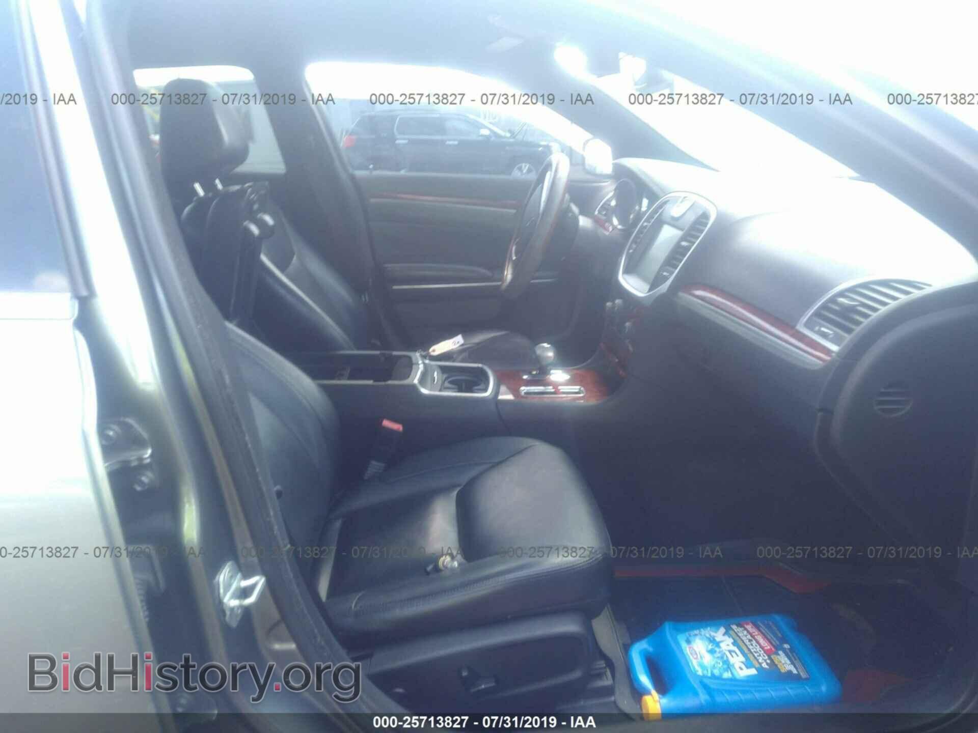 2012 CHRYSLER 300 - VIN: 2C3CCACG2CH250699 - Фото 5