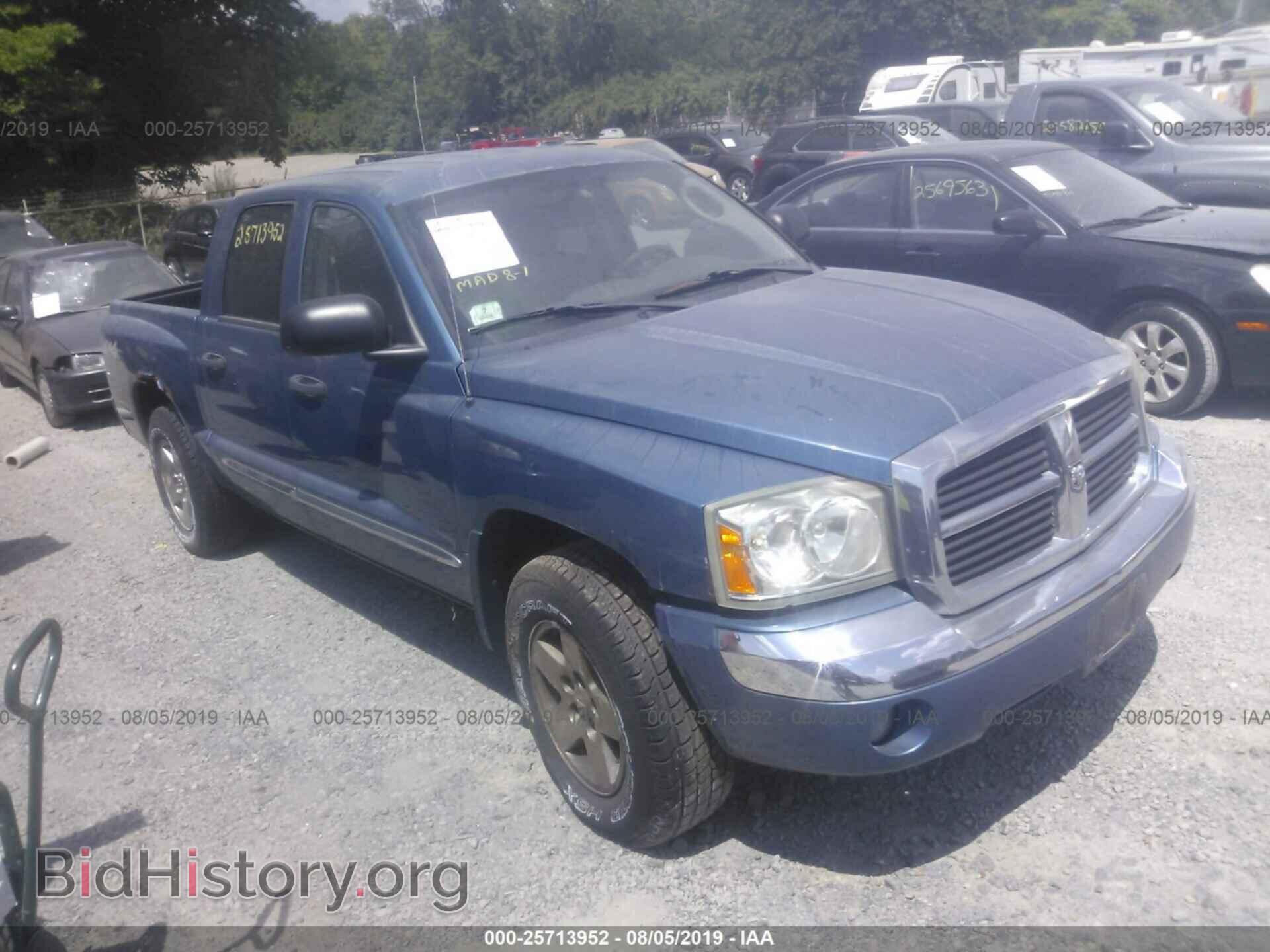 Photo 1D7HW58N65S158472 - DODGE DAKOTA 2005