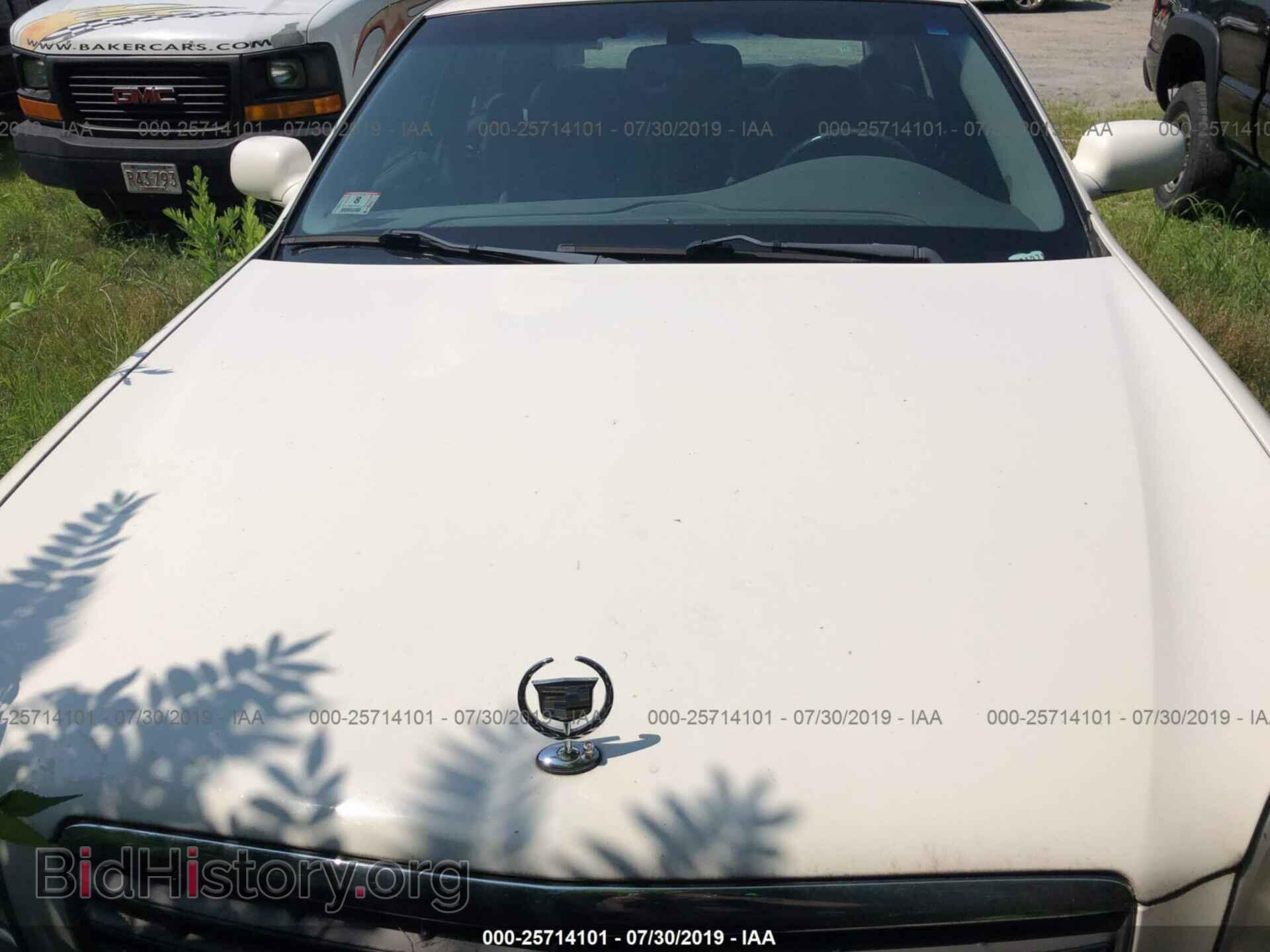 2004 CADILLAC DEVILLE - VIN: 1G6KD54Y54U256713 - Photo 10