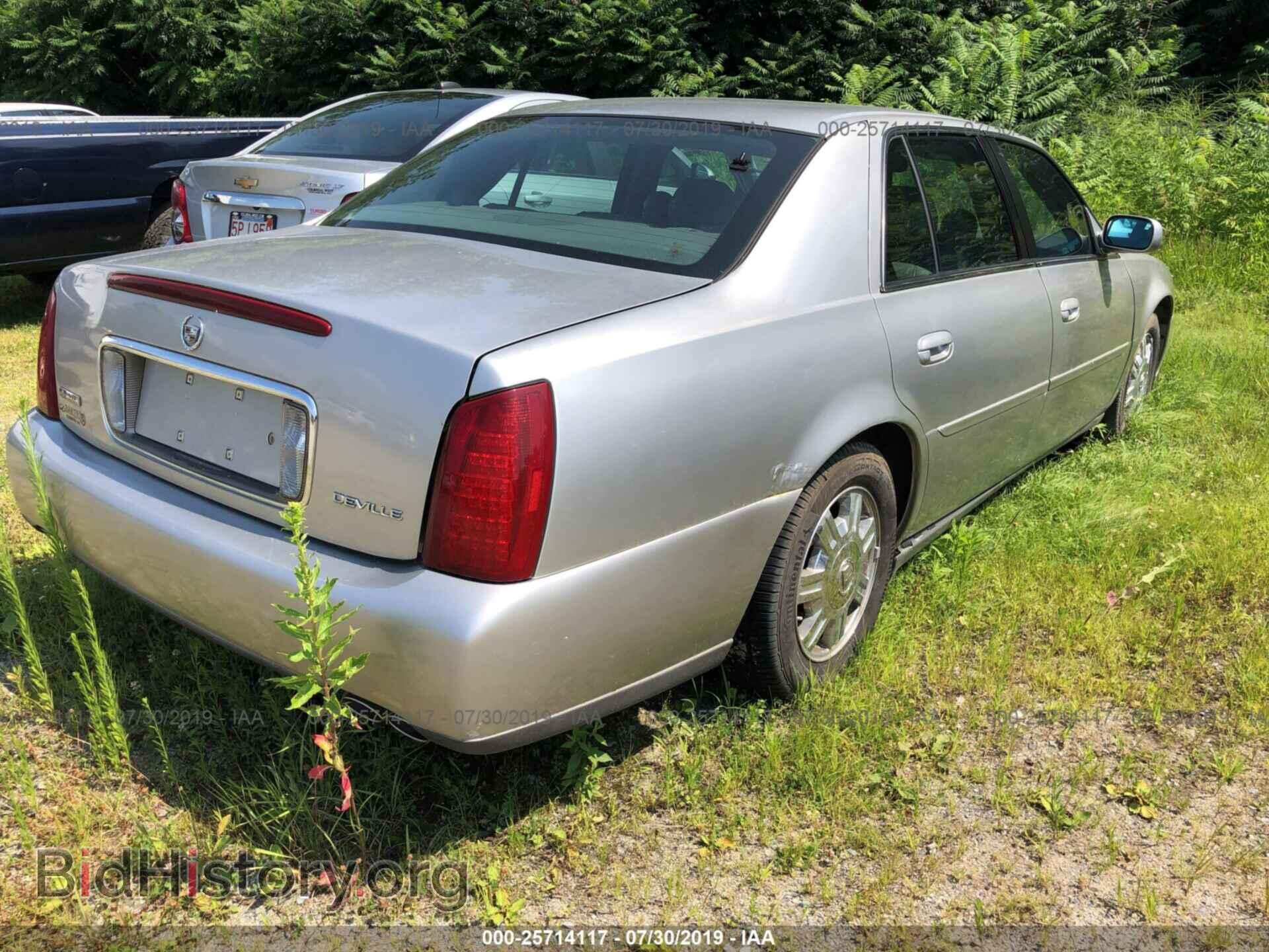 2004 CADILLAC DEVILLE - VIN: 1G6KD54Y54U220021 - Photo 4