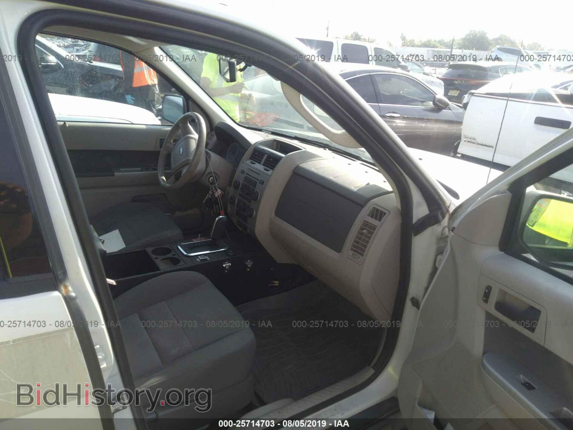 2009 FORD ESCAPE - VIN: 1FMCU59399KC19239 - Фото 5