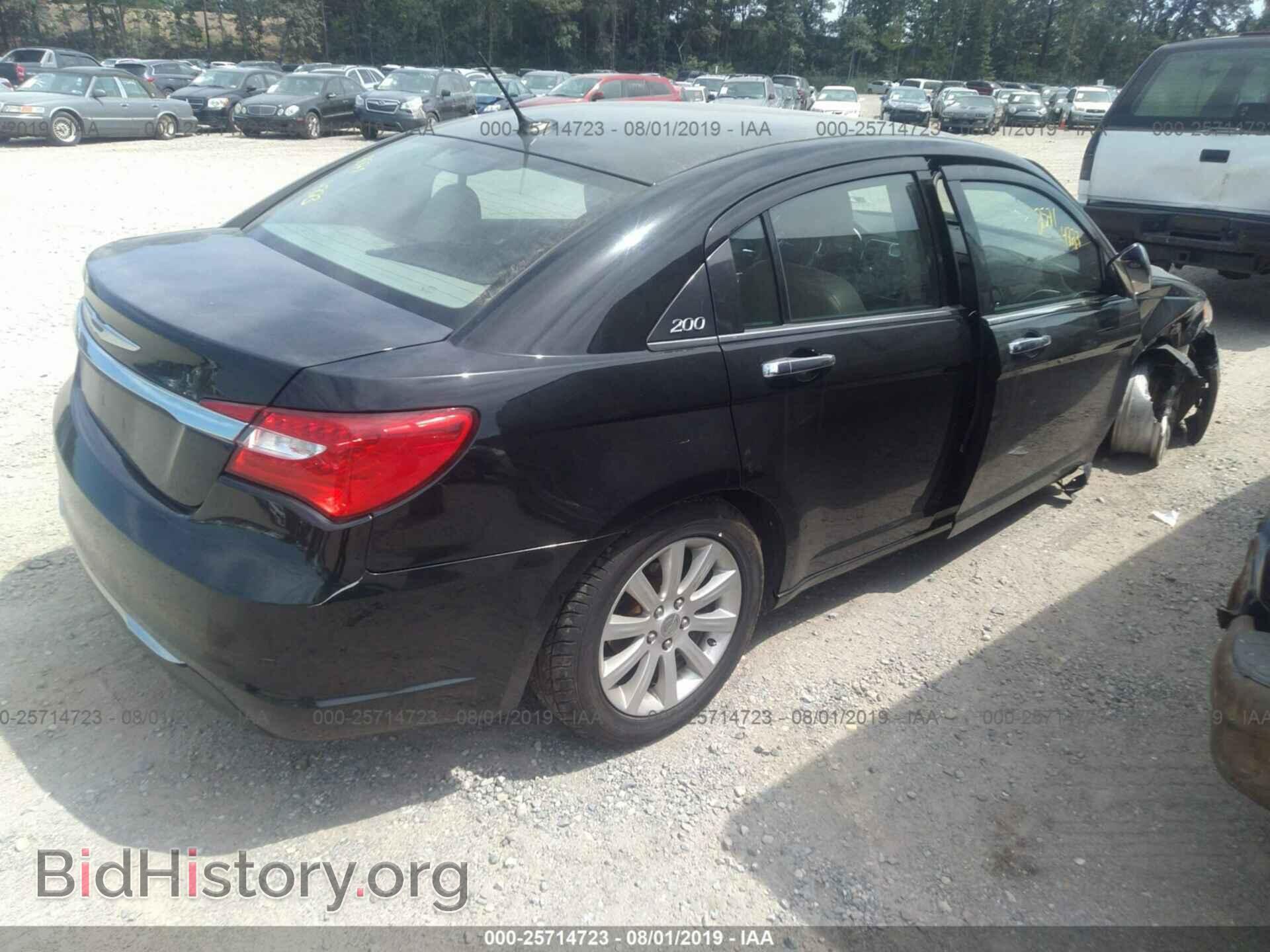 2013 CHRYSLER 200 - VIN: 1C3CCBCG1DN617008 - Фото 4