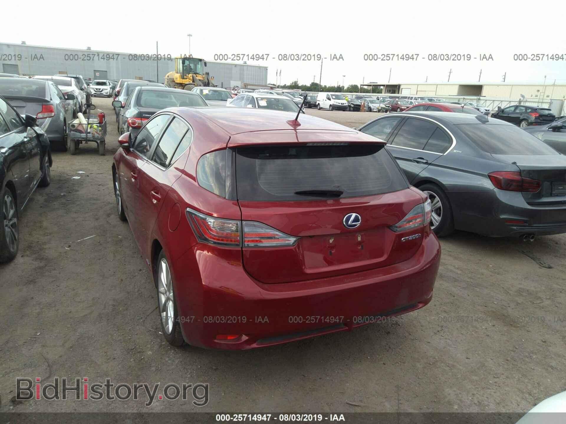 2011 LEXUS CT - VIN: JTHKD5BH0B2038167 - Photo 3
