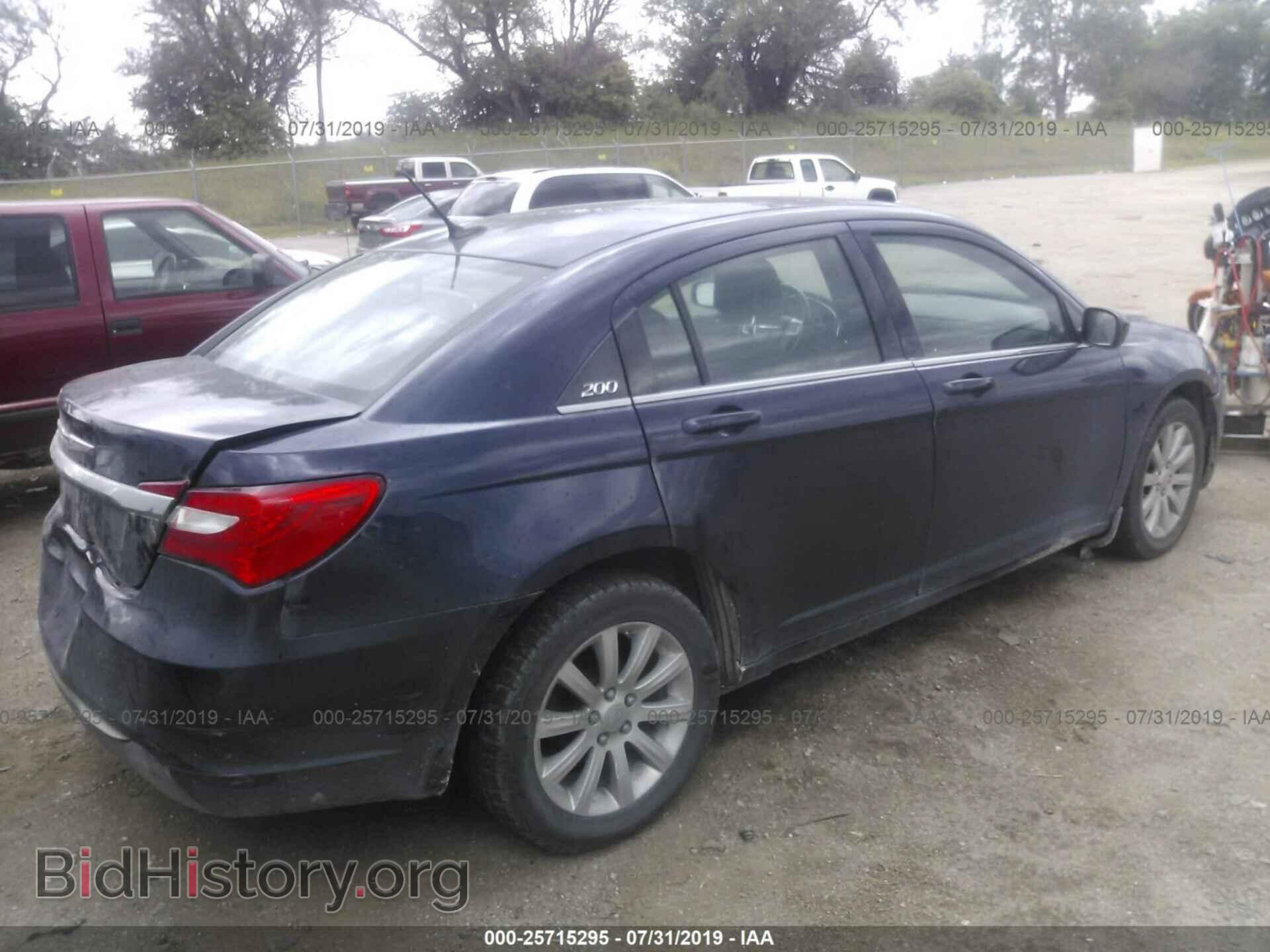 2012 CHRYSLER 200 - VIN: 1C3CCBBB9CN143460 - Фото 4