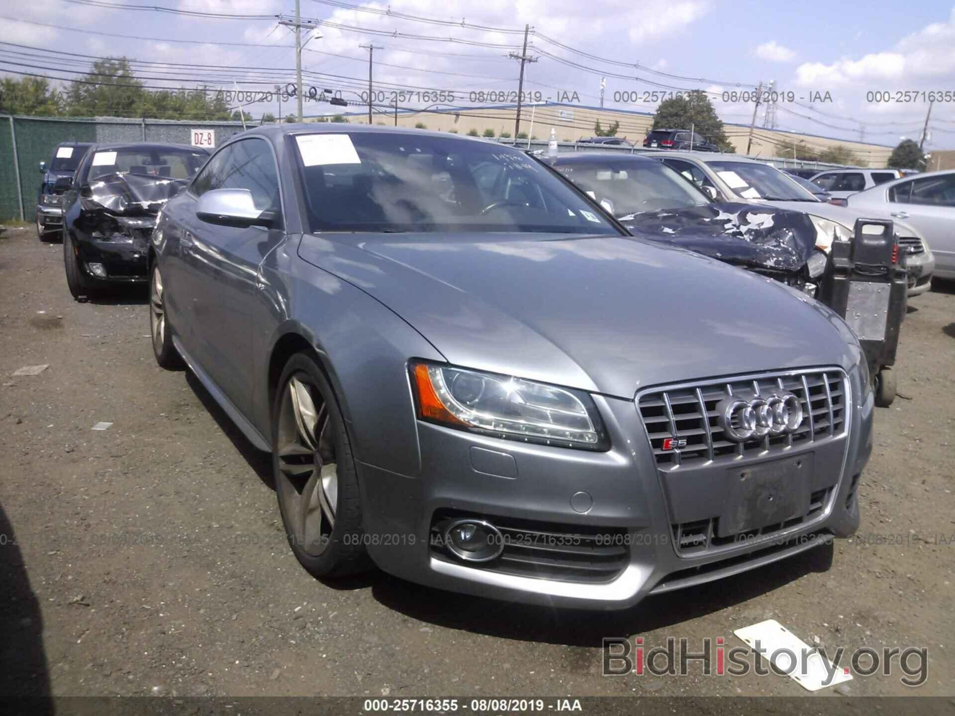 Photo WAUCVAFRXBA002696 - AUDI S5 2011