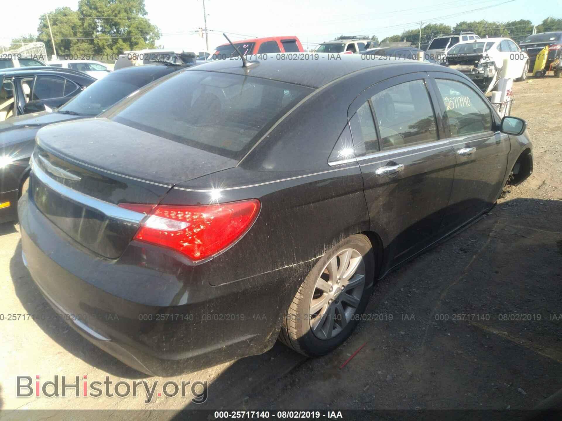 2013 CHRYSLER 200 - VIN: 1C3CCBCG6DN528373 - Фото 4