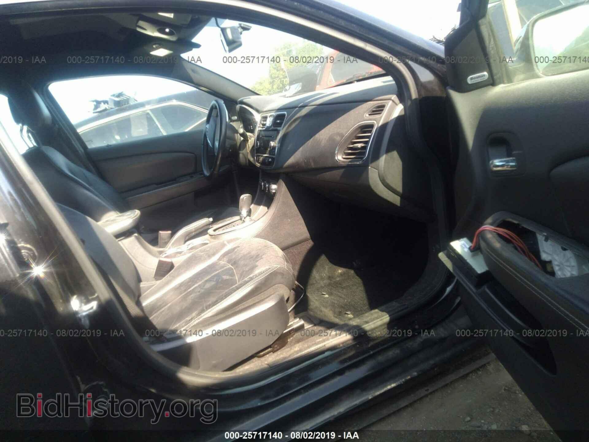 2013 CHRYSLER 200 - VIN: 1C3CCBCG6DN528373 - Фото 5