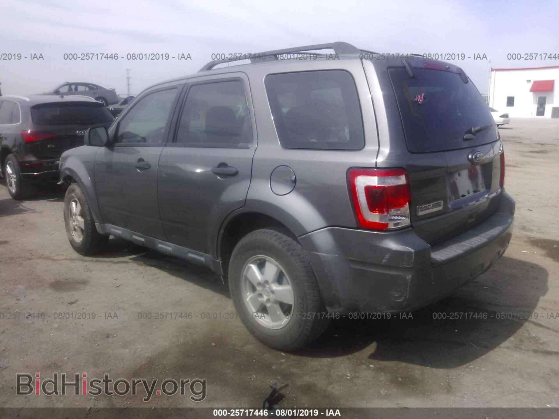 2011 FORD ESCAPE - VIN: 1FMCU0C76BKB64897 - Photo 3