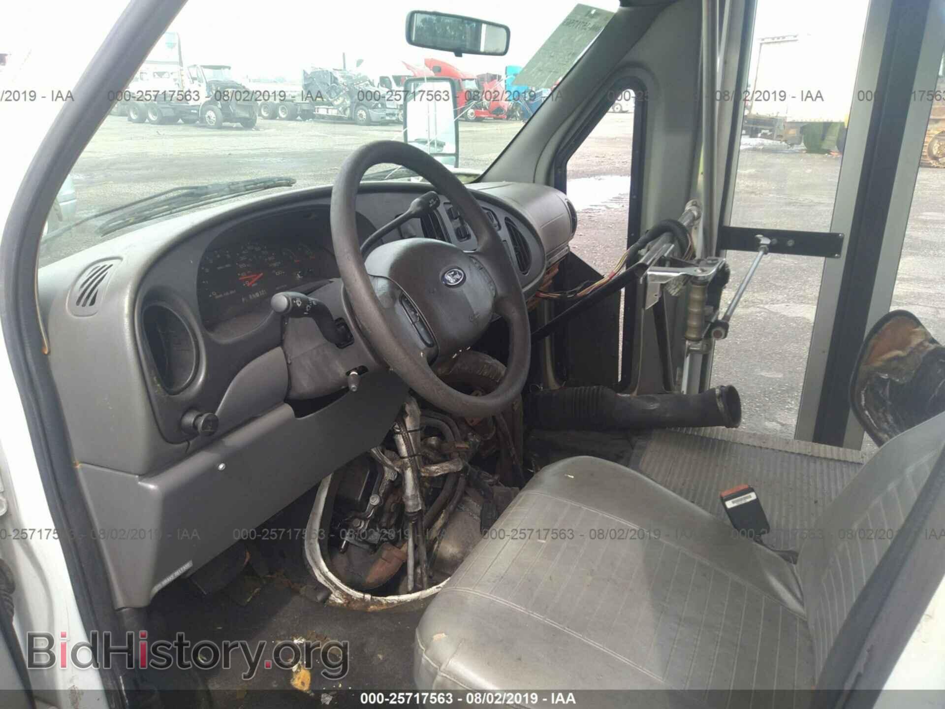 2007 FORD ECONOLINE - VIN: 1FDXE45P67DA37937 - Фото 5