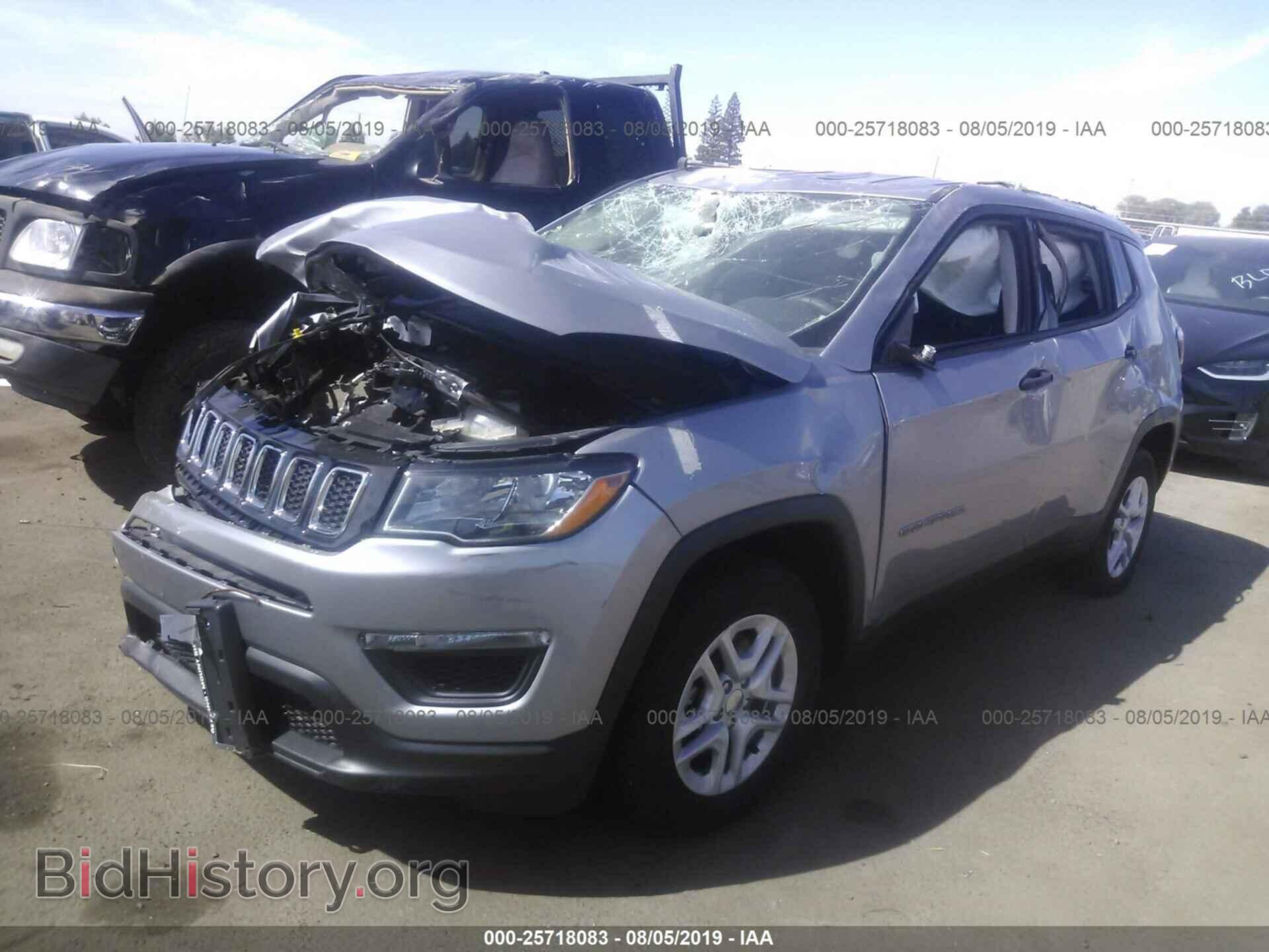 2018 JEEP COMPASS - VIN: 3C4NJCAB0JT469548 - Photo 2
