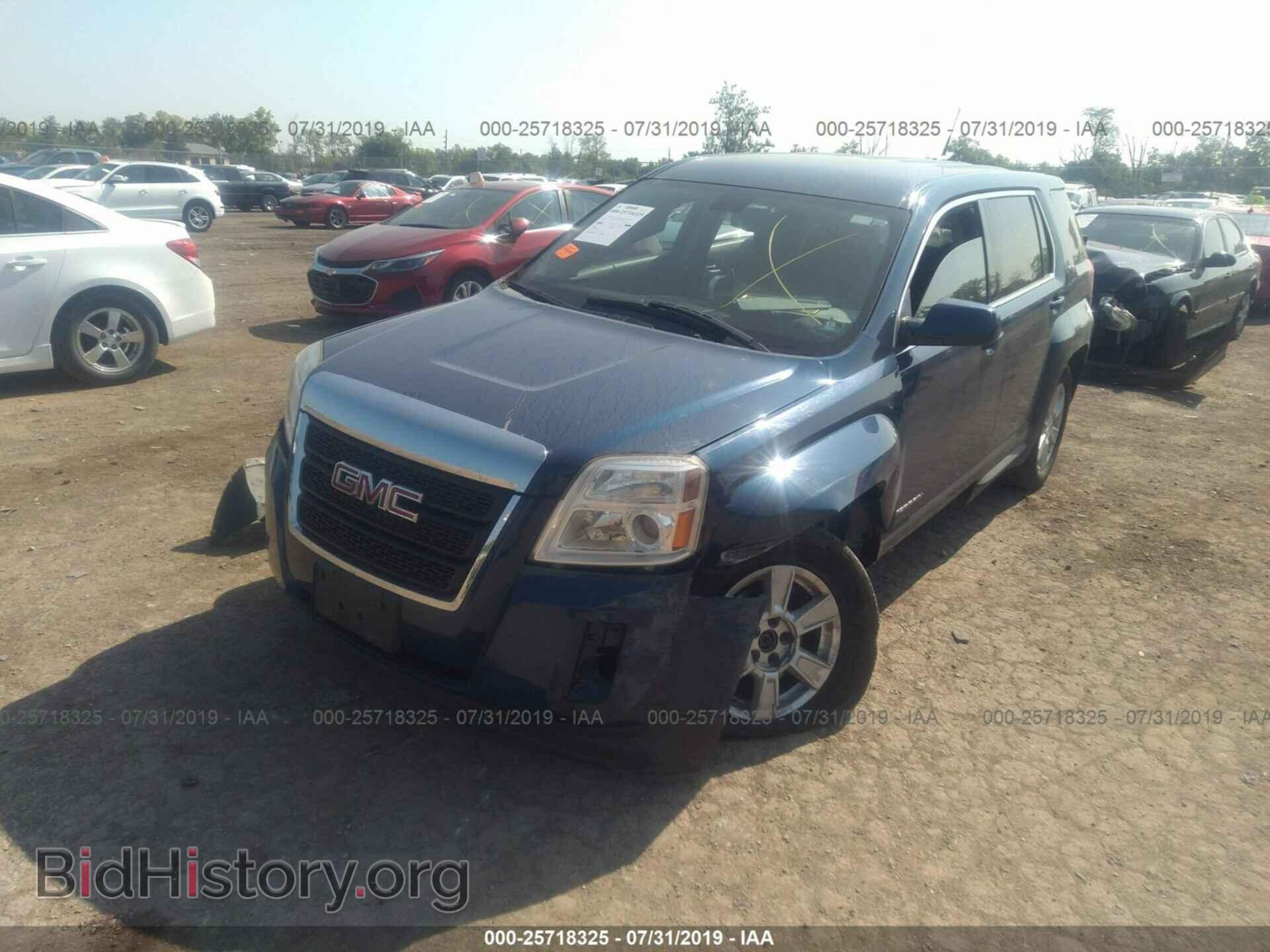 2010 GMC TERRAIN - VIN: 2CTALBEW9A6245123 - Photo 2