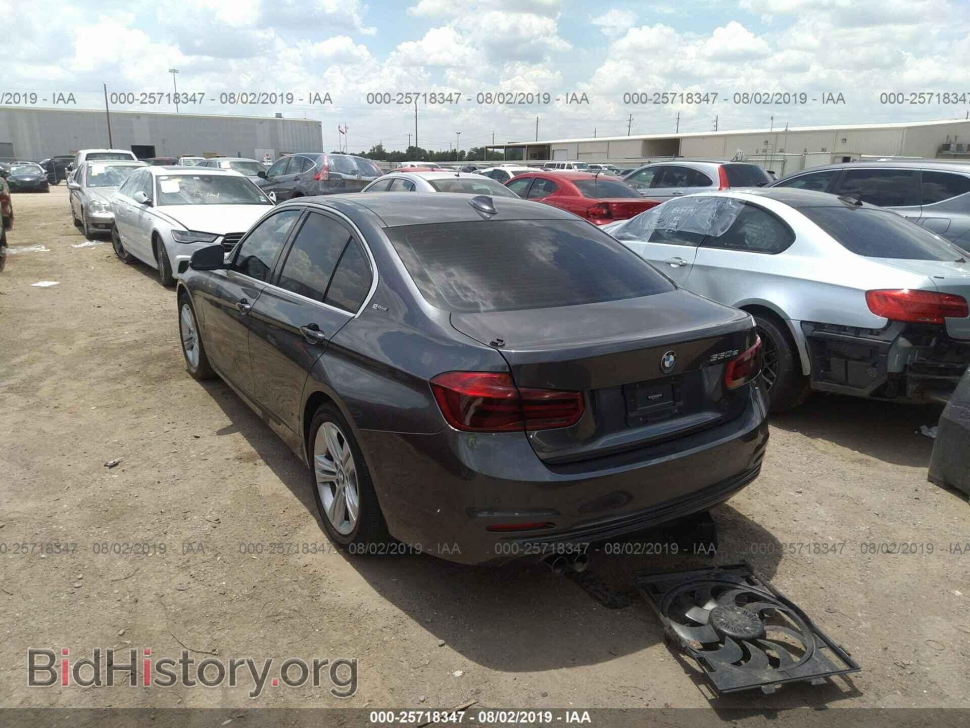 2017 BMW 330E - VIN: WBA8E1C3XHA156517 - Фото 3